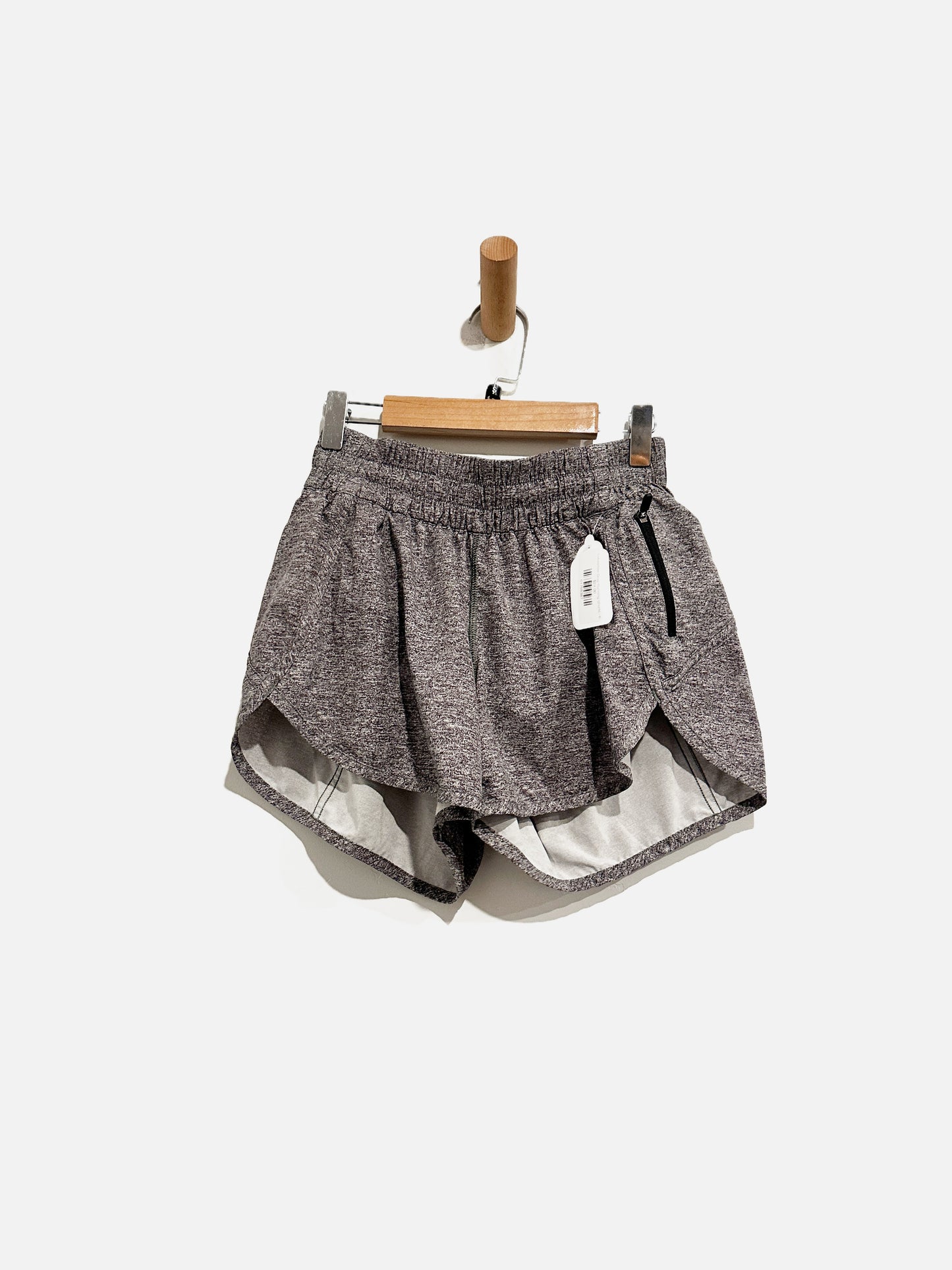 Lululemon Tracker Shorts in Heather Lux Multi Black - 6