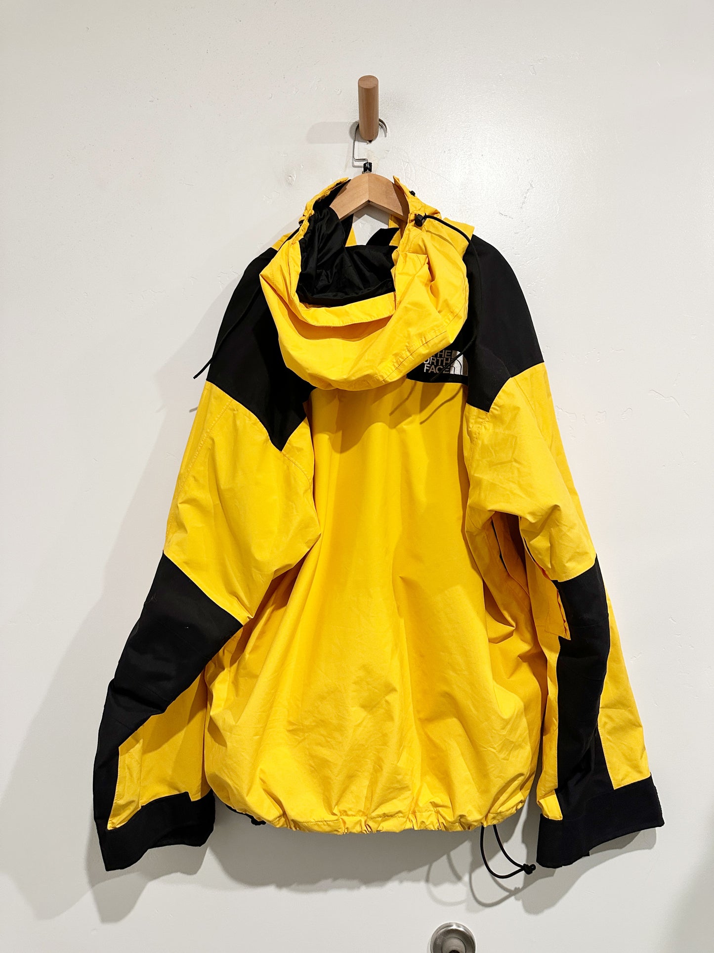 The North Face Men’s 90’s Yellow Rain Jacket - XL