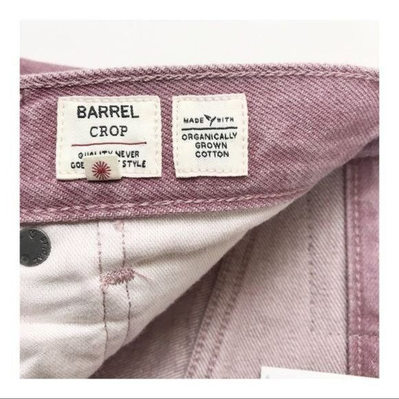 Levi’s Made & Crafted Barrel Crop in Lavender Fields Size 25