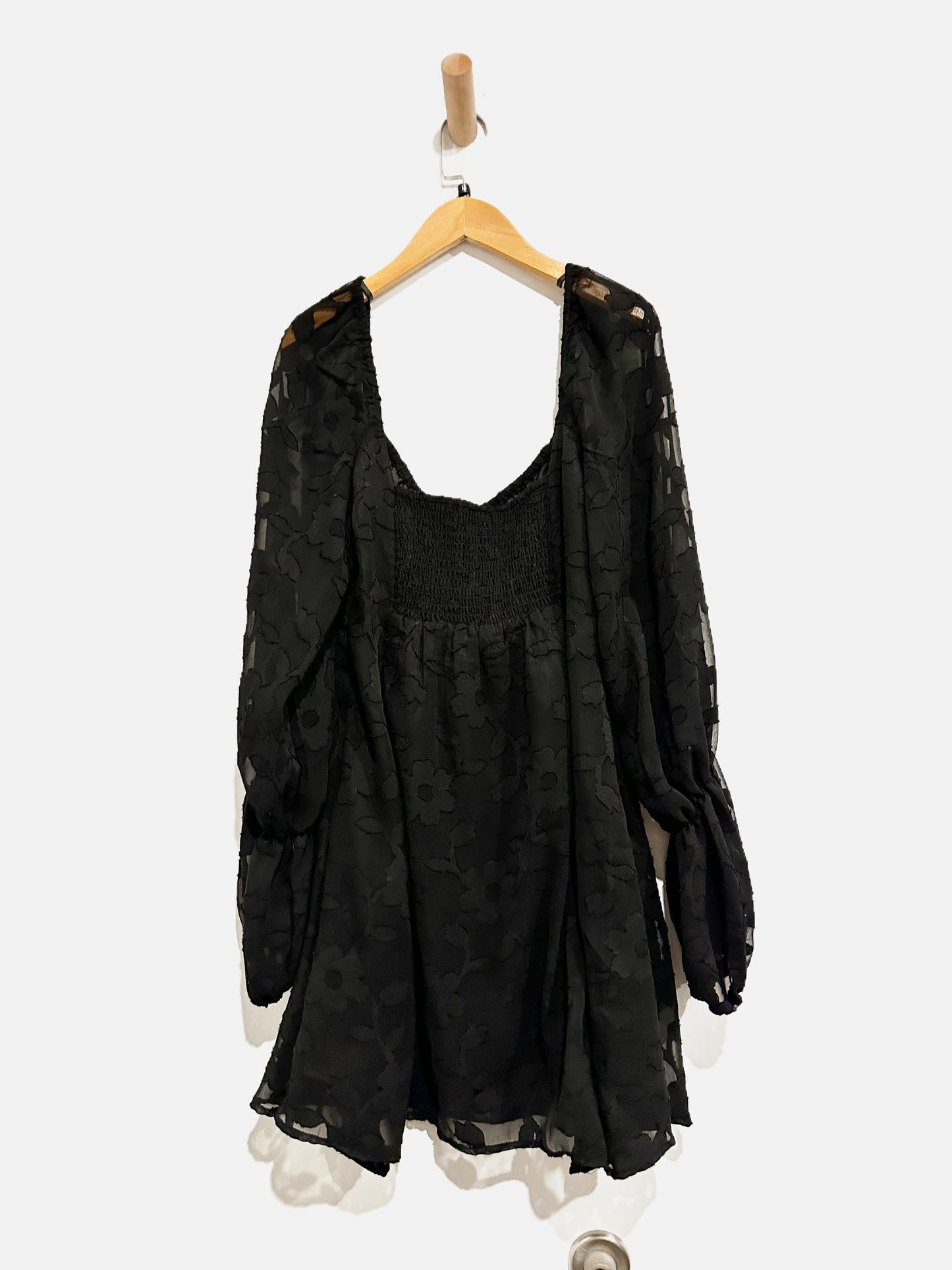 Urban Outfitters Black Floral LS Mini Dress - Medium