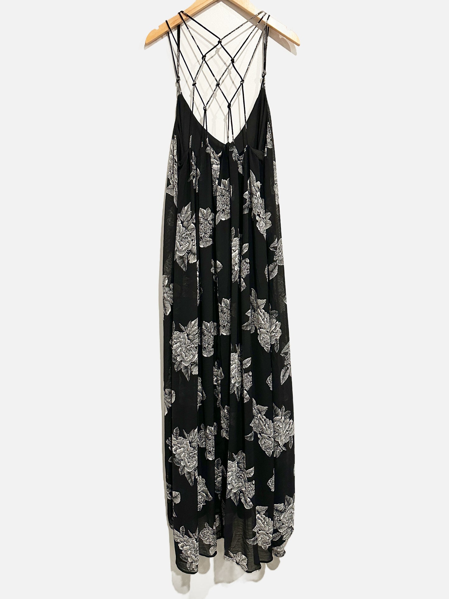 NWT Lovestitch B&W Floral Strappy Back Dress - Medium