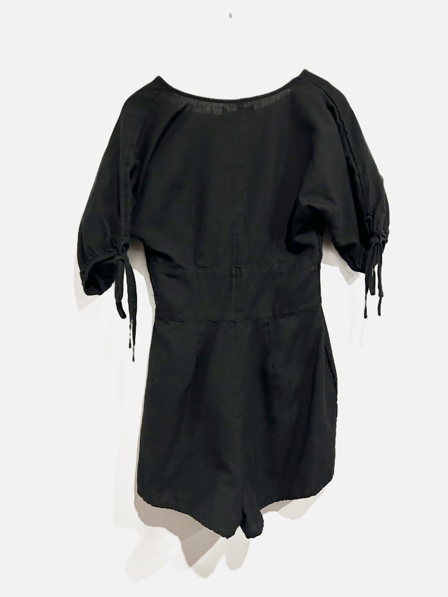 Urban Outfitters Lily Linen Button Front Romper in Black - XS