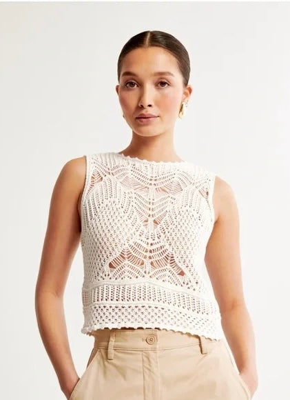 Abercrombie & Fitch White Cable Knit Tank - Small
