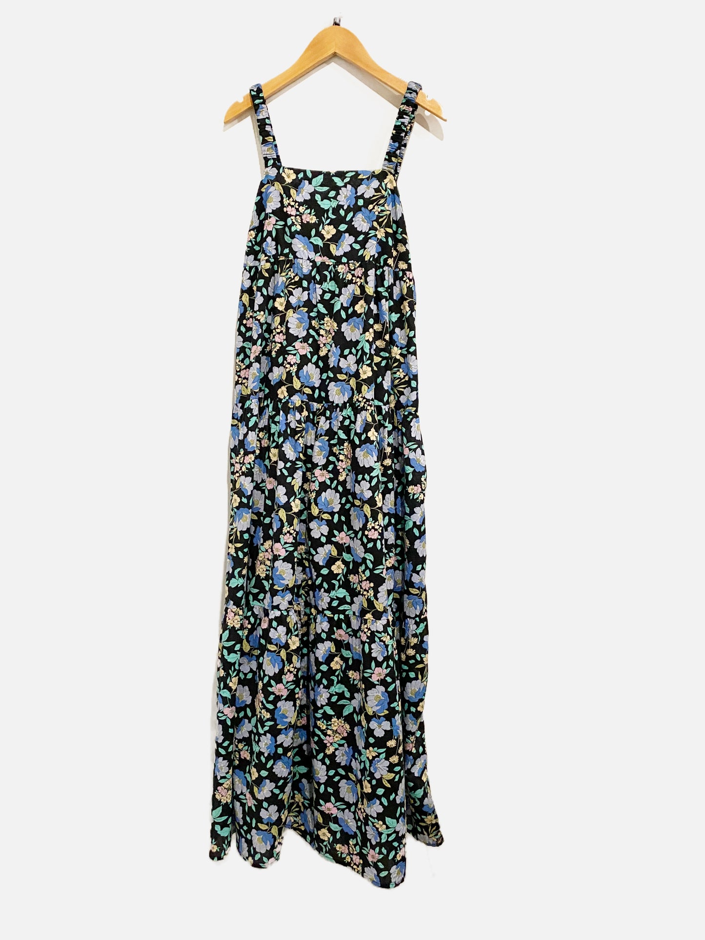 Moon River Black Floral Maxi Dress - XS
