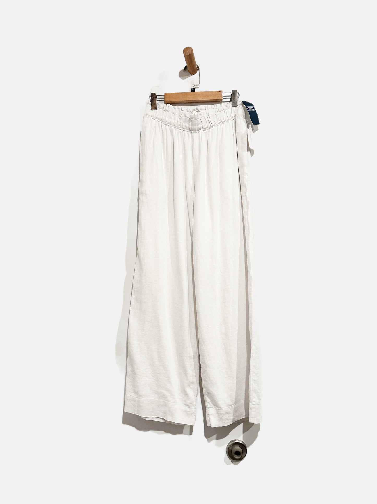 Abercrombie & Fitch White Linen Pants - Small