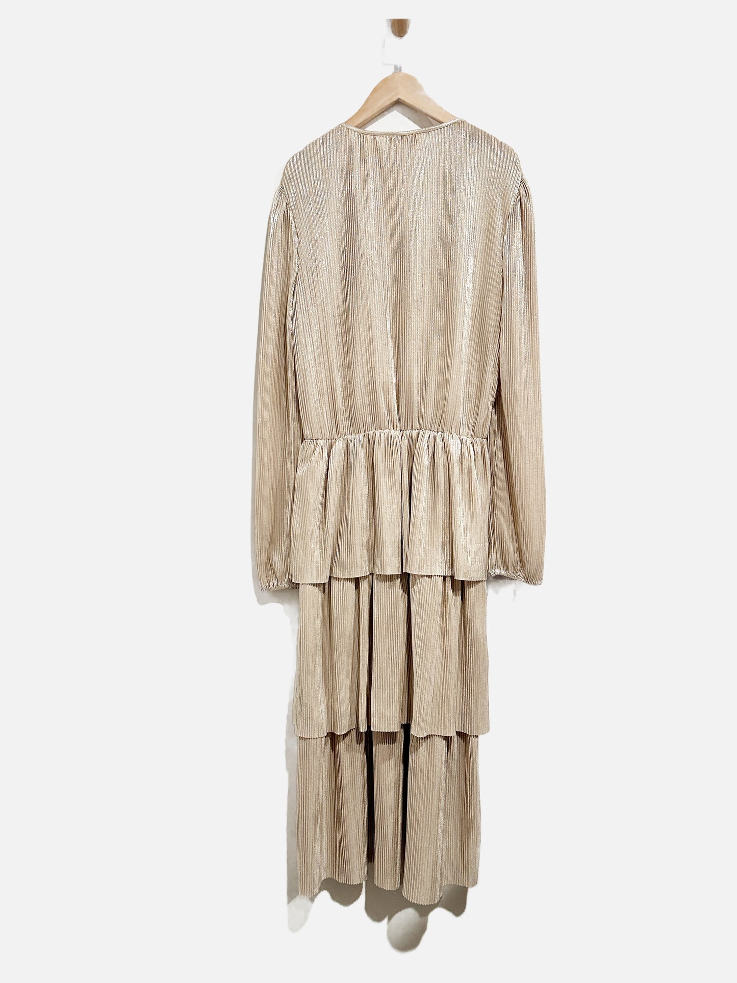 Wayf Pink Shimmer Tiered Maxi Dress - Large