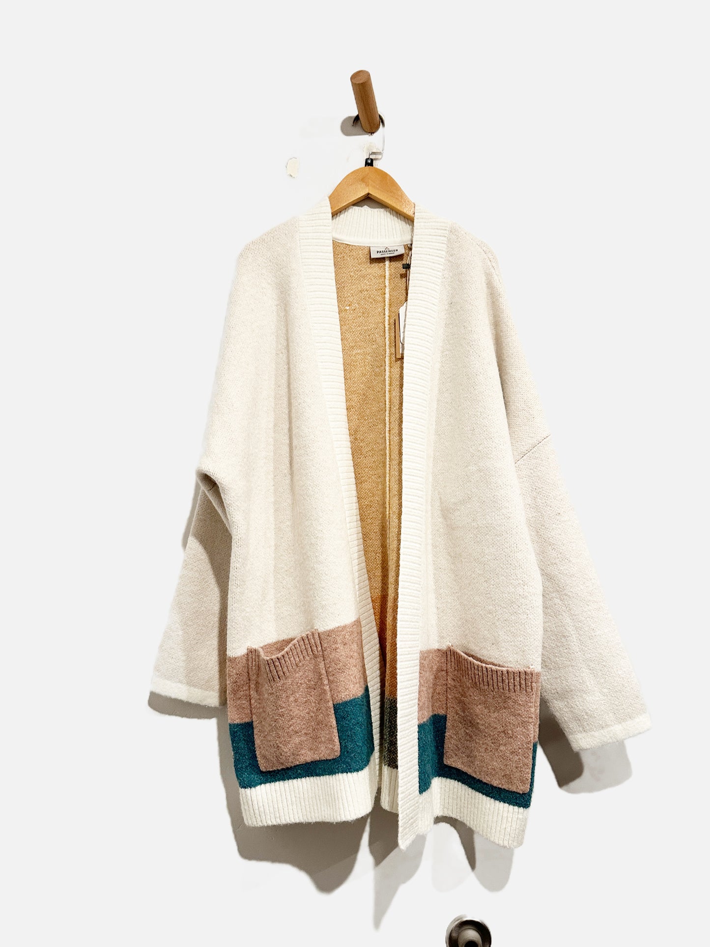 Passenger NWT Cream Vista Color Block Cardigan - Medium
