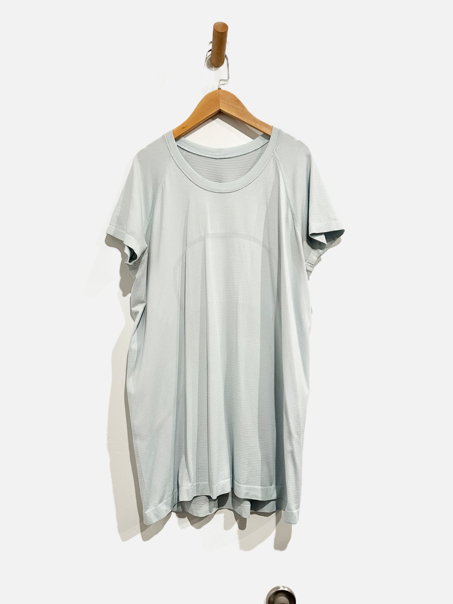 Lululemon Swiftly Tech Short Sleeve in Delicate Mint - 14