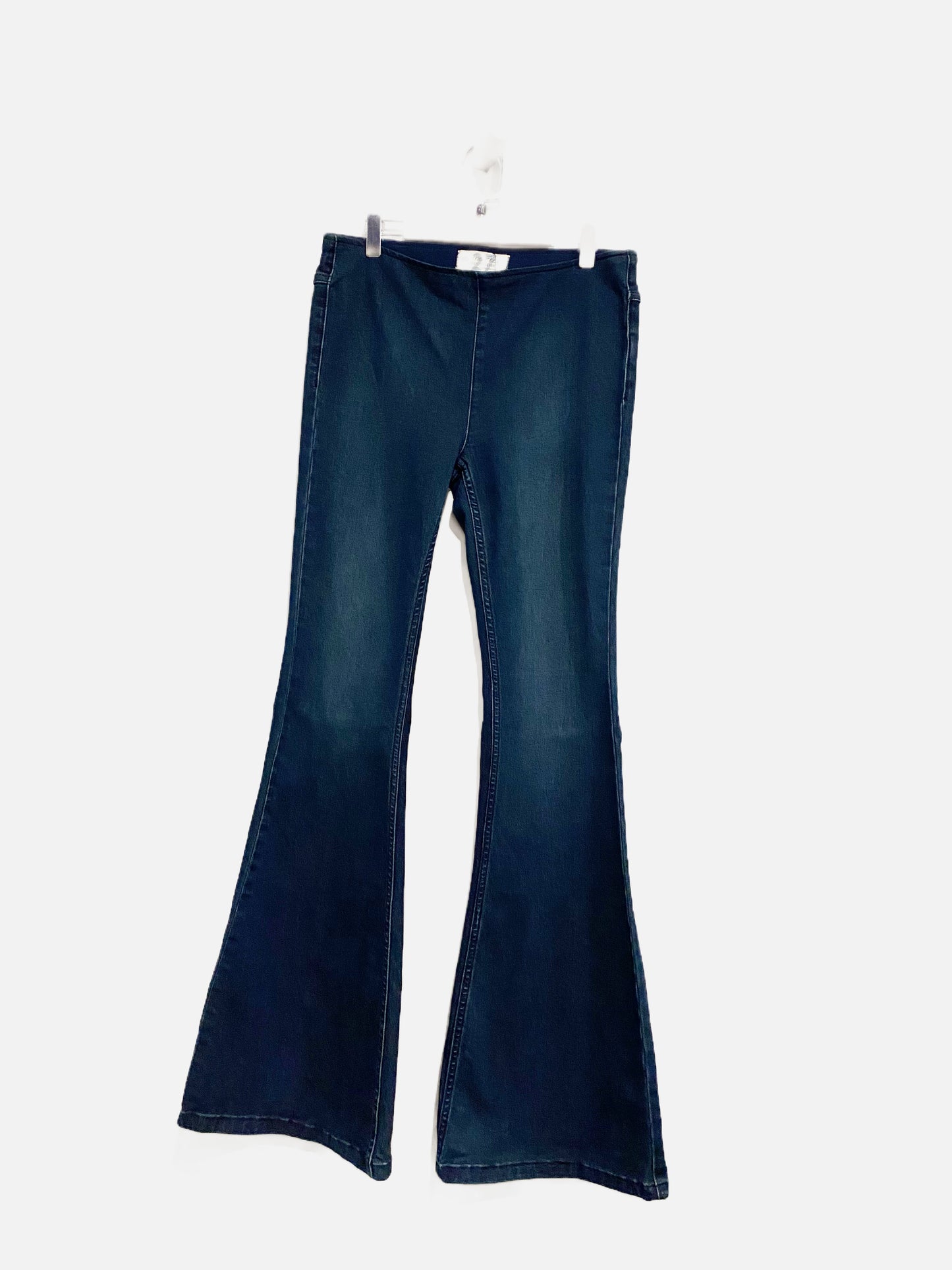 Free People Pull on Flare Jeans - 27