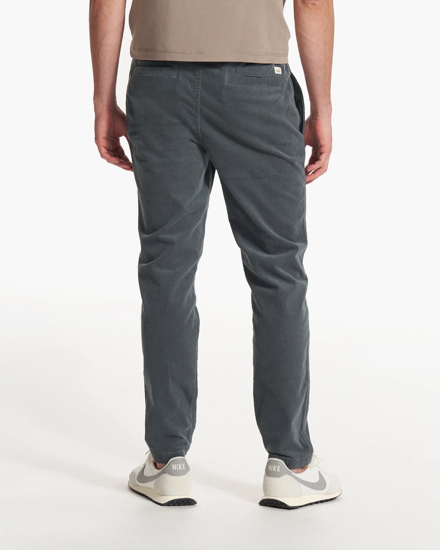 Vuori Men’s Optimist Corduroy Pants - Large