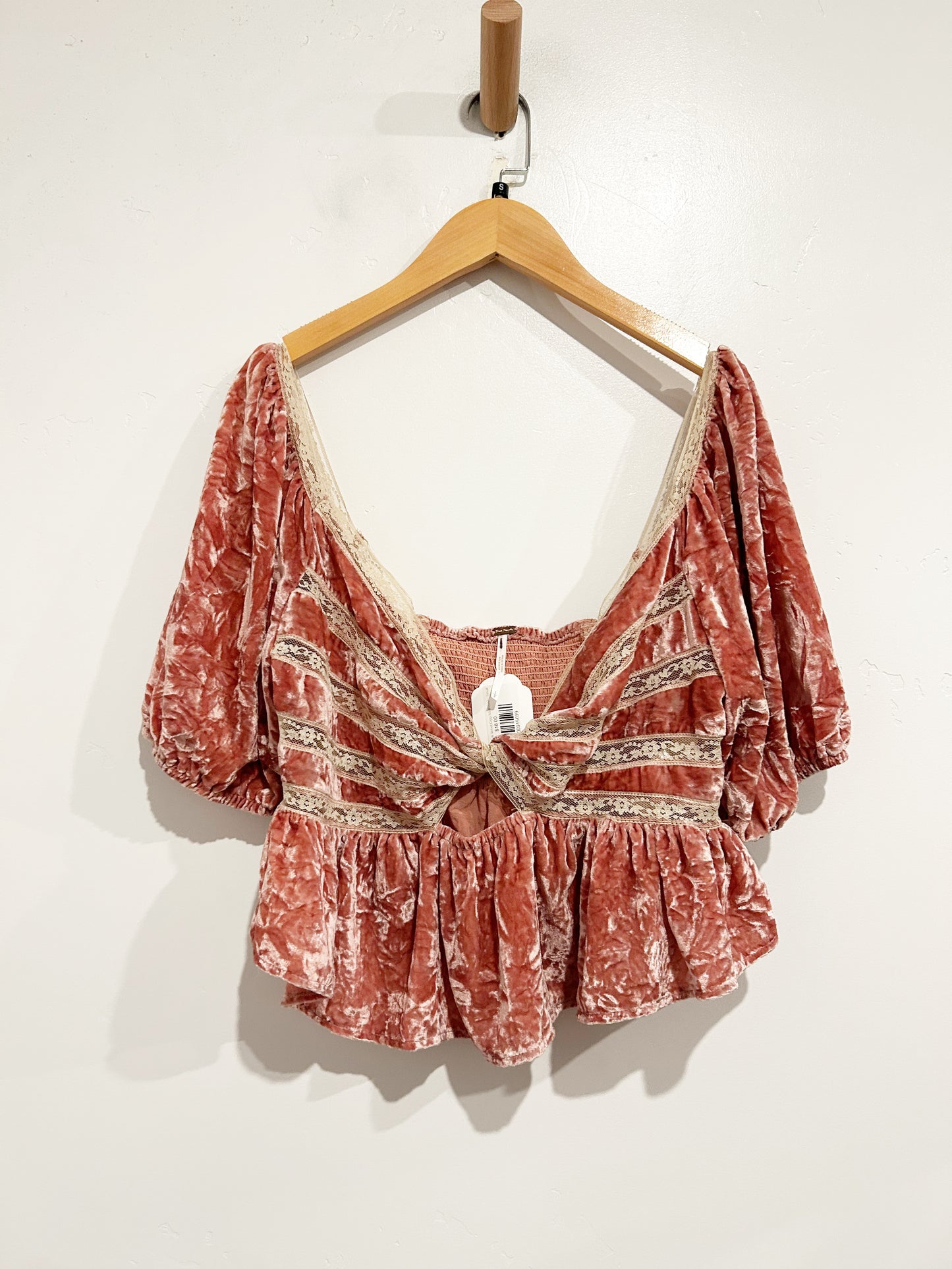 Free People Pink Velvet Crop SS Blouse - Small