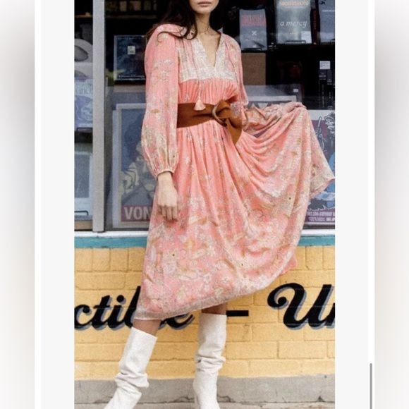 Spell And The Gypsy Collective Hendrix Boho Midi Dress in Dusty Pink S Ernest Grace Spell And The Gypsy Collective Hendrix Boho Midi Dress in Dusty Pink S Ernest Grace