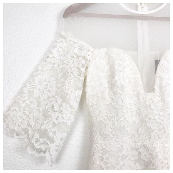 $$ Nicole Miller Collection NWT White Lace Dress Size 0