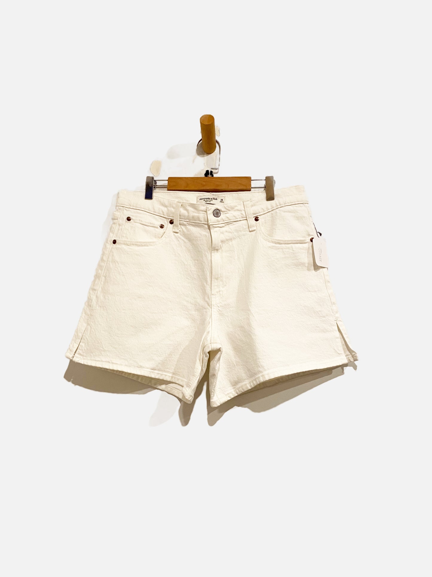 Abercrombie & Fitch White Denim Shorts - 29