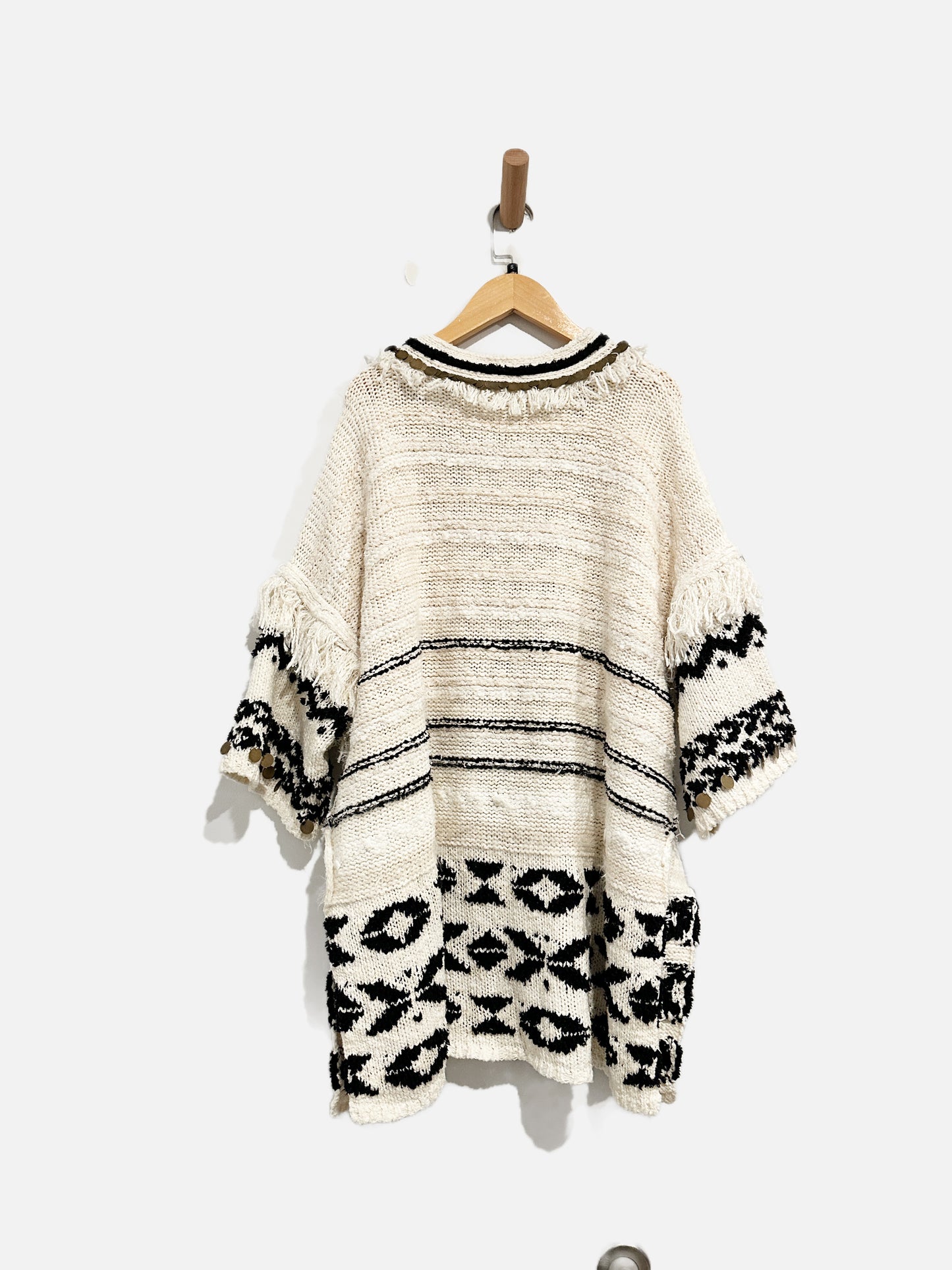 Anthropologie White and Black Pullover Fringe Sweater - XS/S
