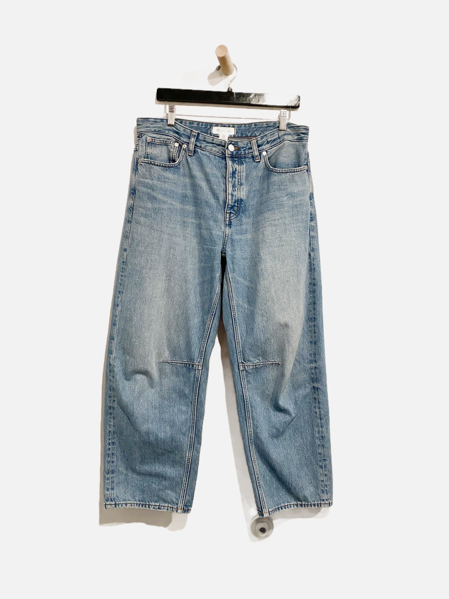 Madewell the Darted Barrel Leg Jean - 28