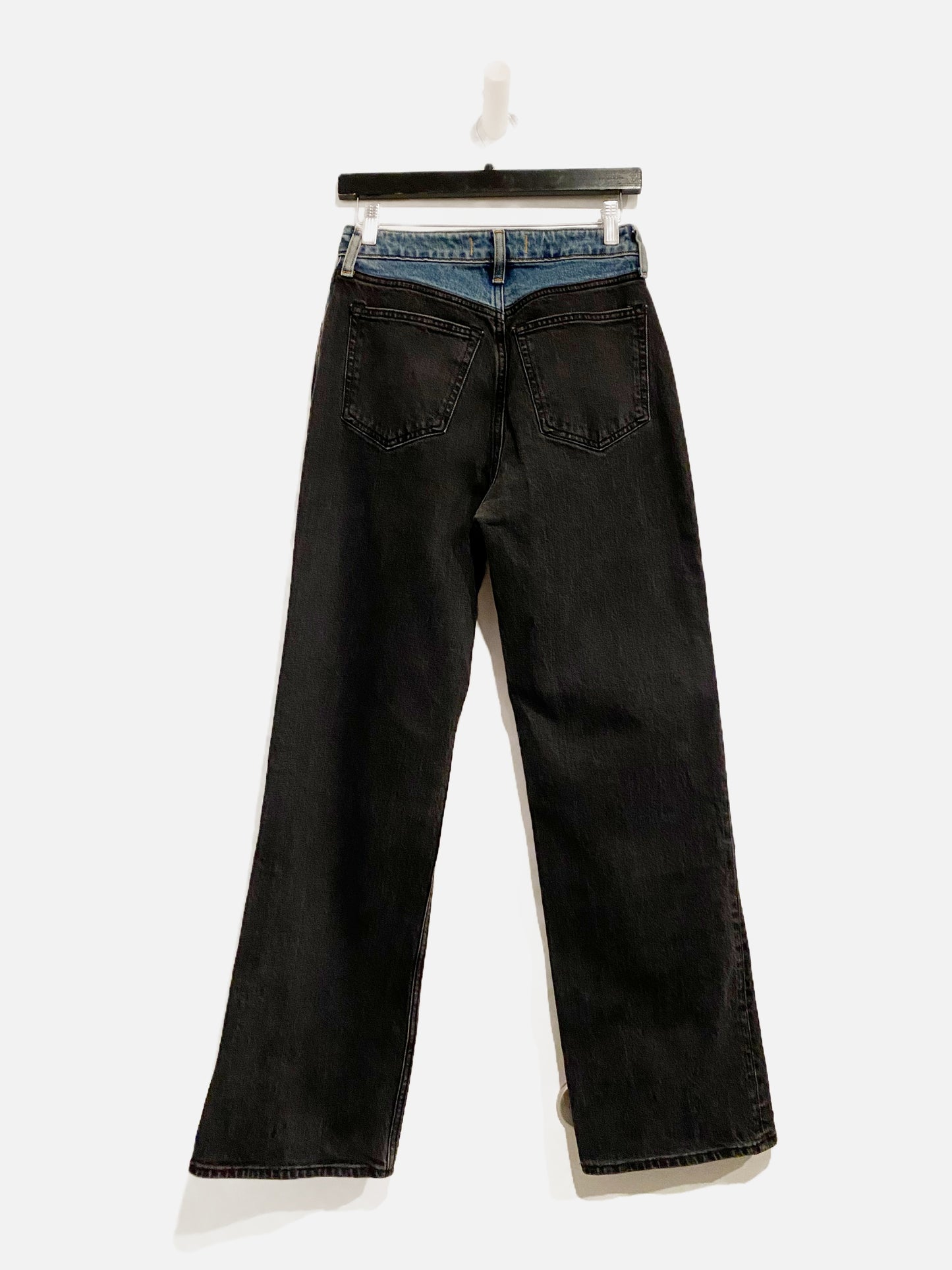 Abercrombie & Fitch ‘90s Relaxed Jean - 26