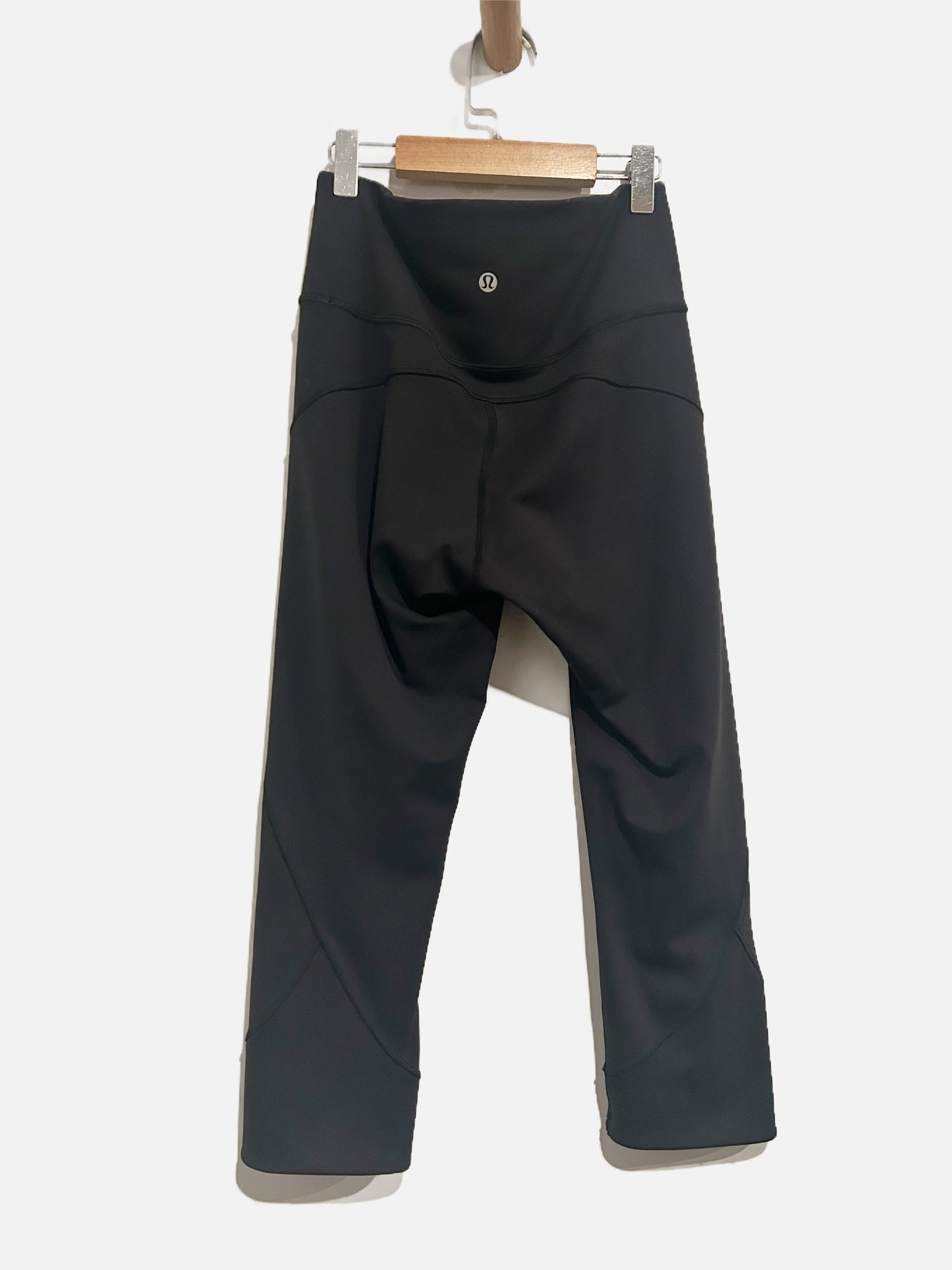 Lululemon in Movement Black Cropped Leggings - 6