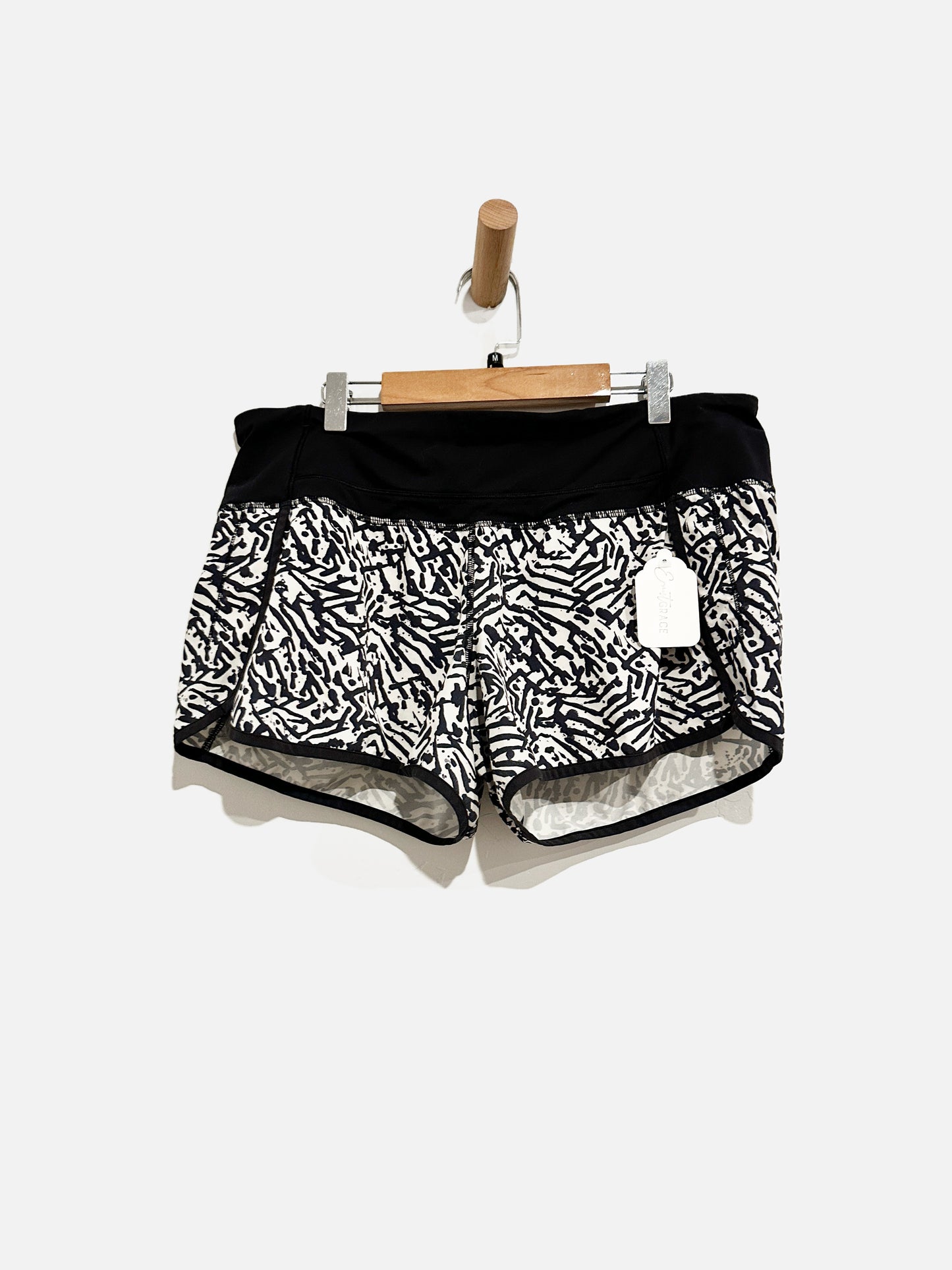 Lululemon Run Times Black/White Shorts - 8