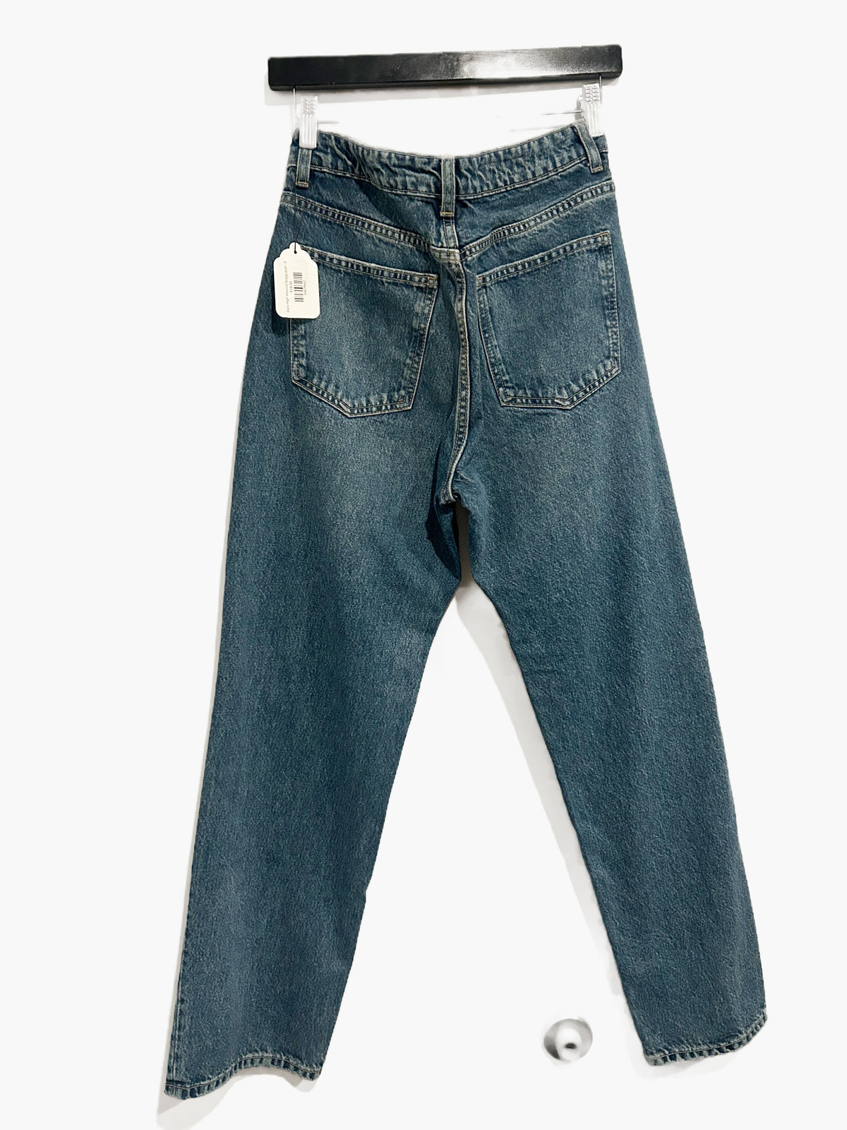 Zara High-Waisted Mom Fit Jeans - 6