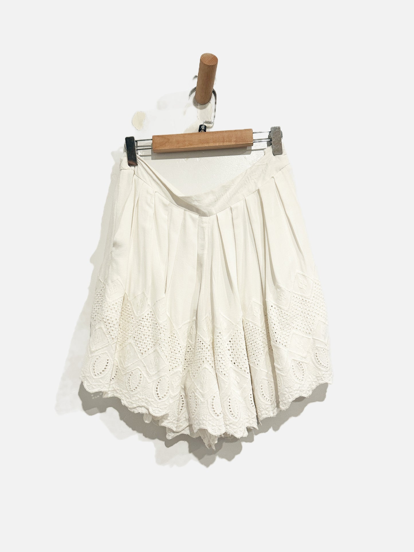 Free People White Eyelet Shorts - 0