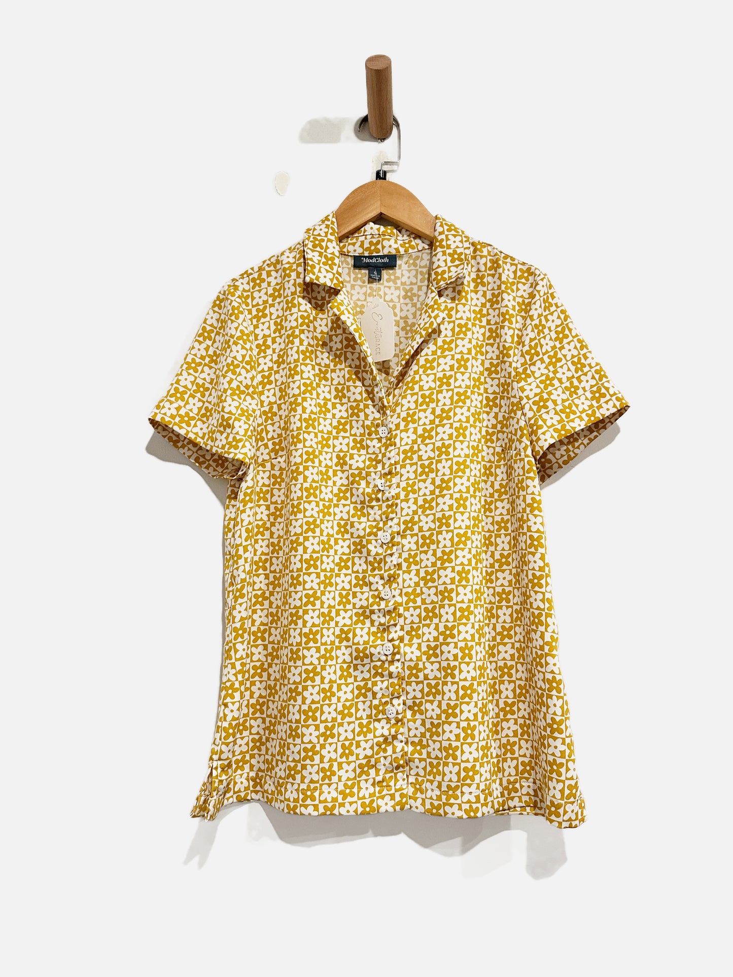 Mod Cloth Yellow and White Floral Button Down - Small