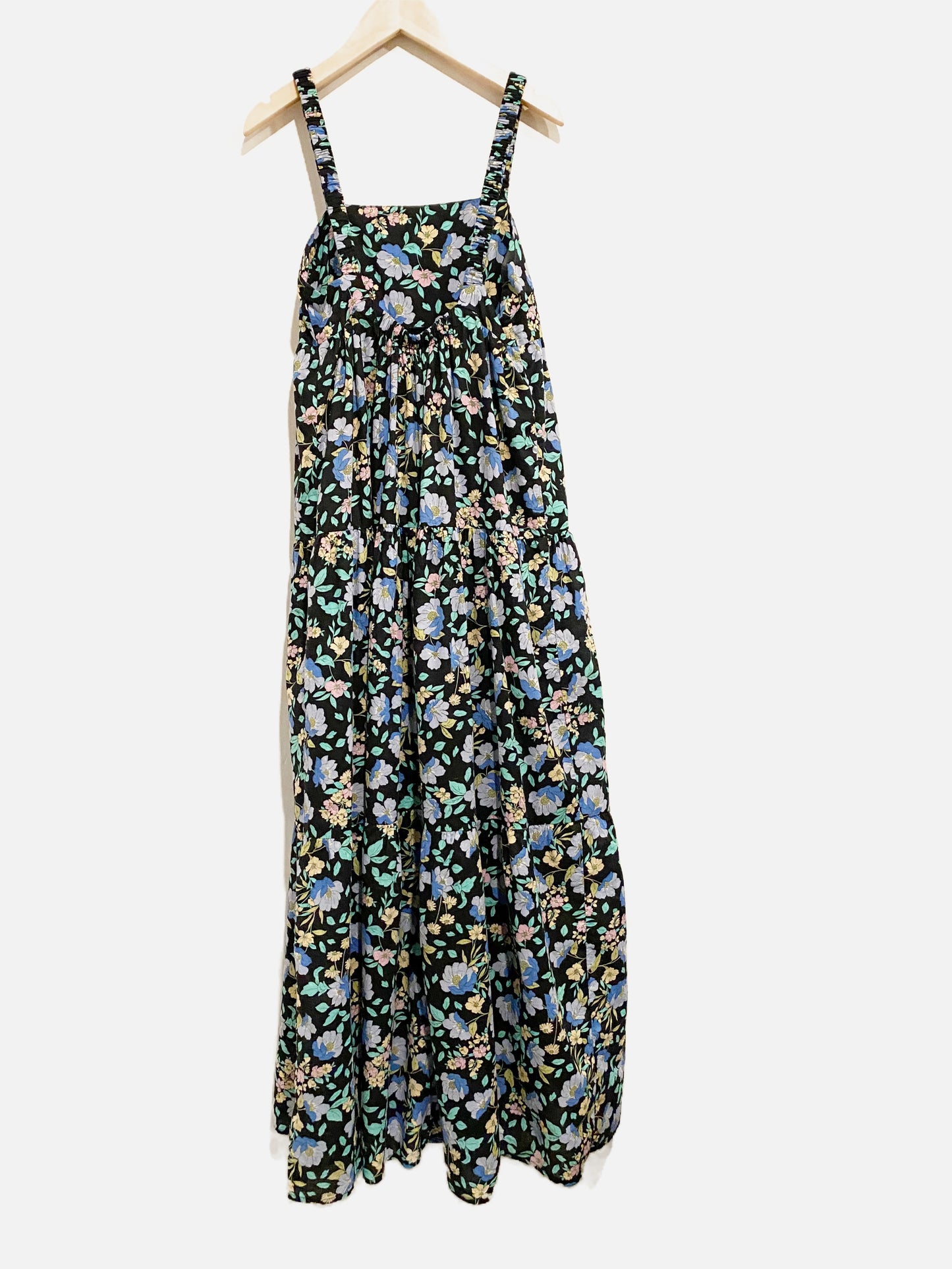 Moon River Black Floral Maxi Dress - XS