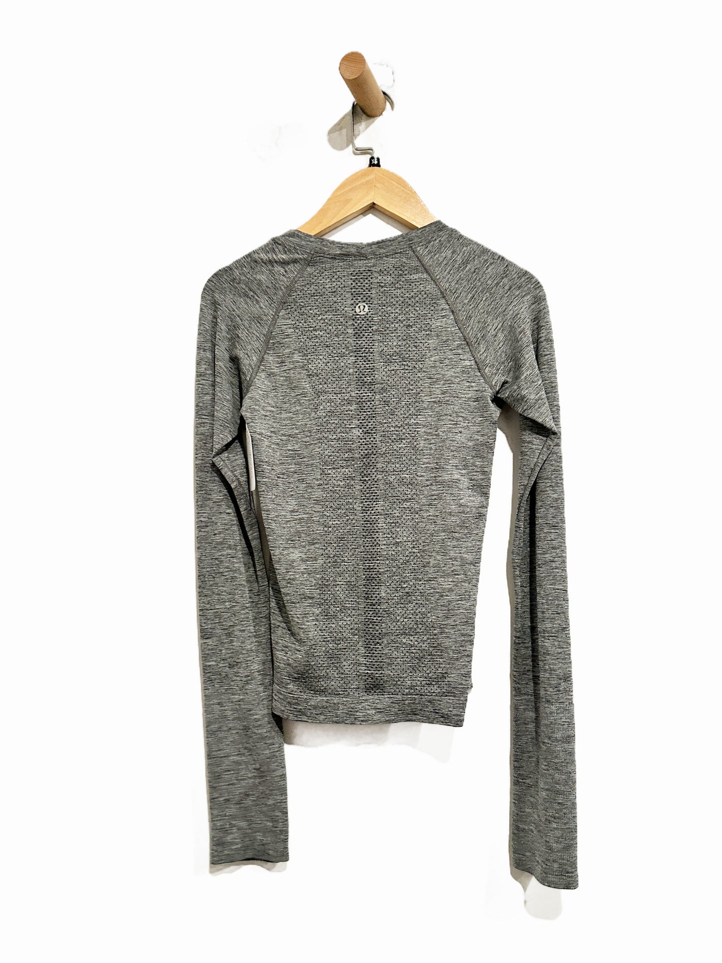 Lululemon Swiftly Tech Long Sleeve 2.0 *Race in Graphite Grey/Silver Drop - 2