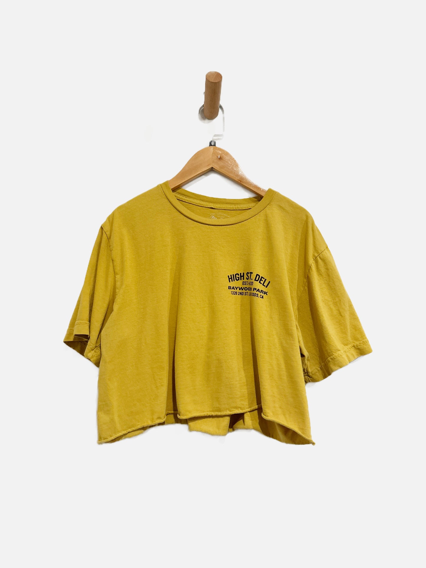 High St Deli Yellow Cropped Graphic Tee - Medium