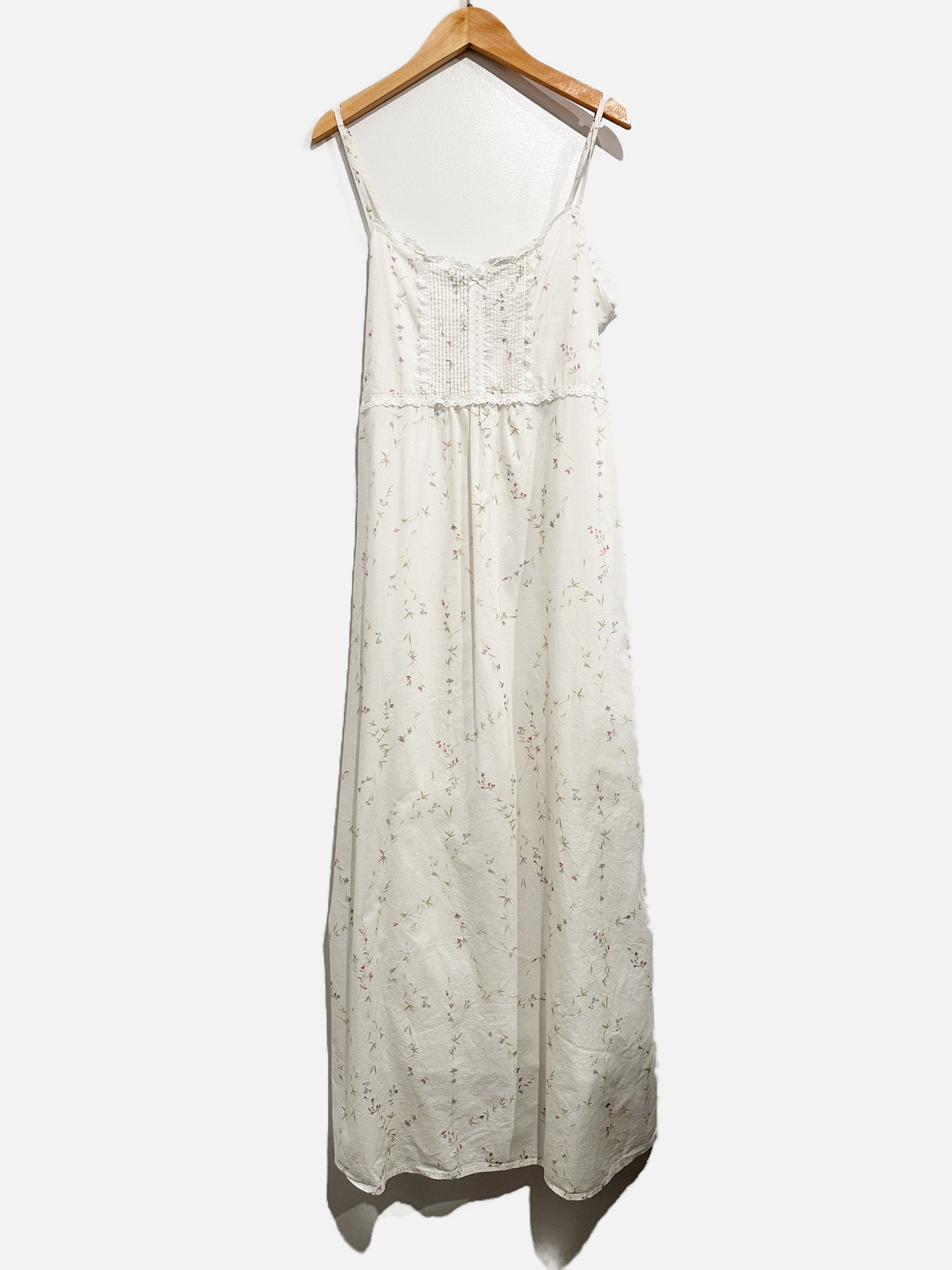 Brandy Melville White Floral Midi Dress