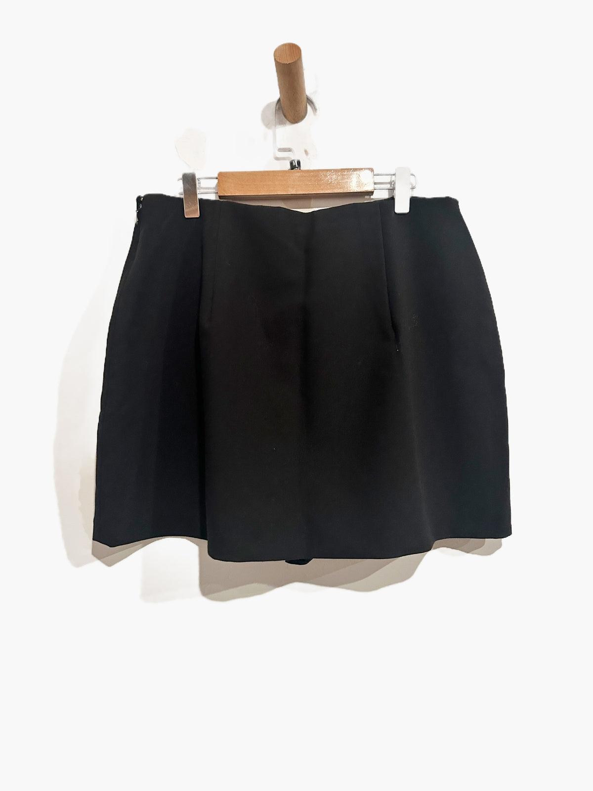 Abercrombie & Fitch Black Scarlett Mini Skort - Medium