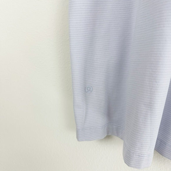Lululemon Evolution Polo in Blue Stripe Size Large