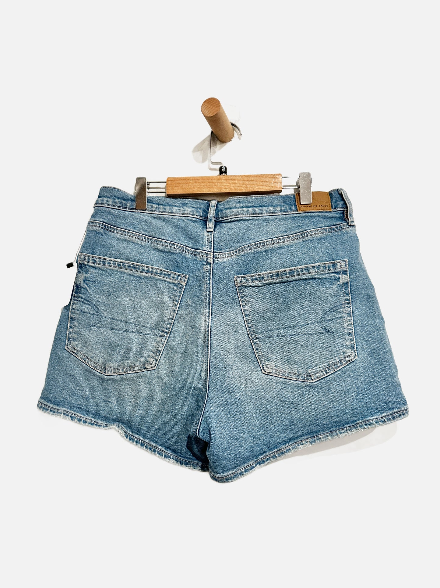 American Eagle Relaxed Denim Short in Easy Breezy Blue - 6