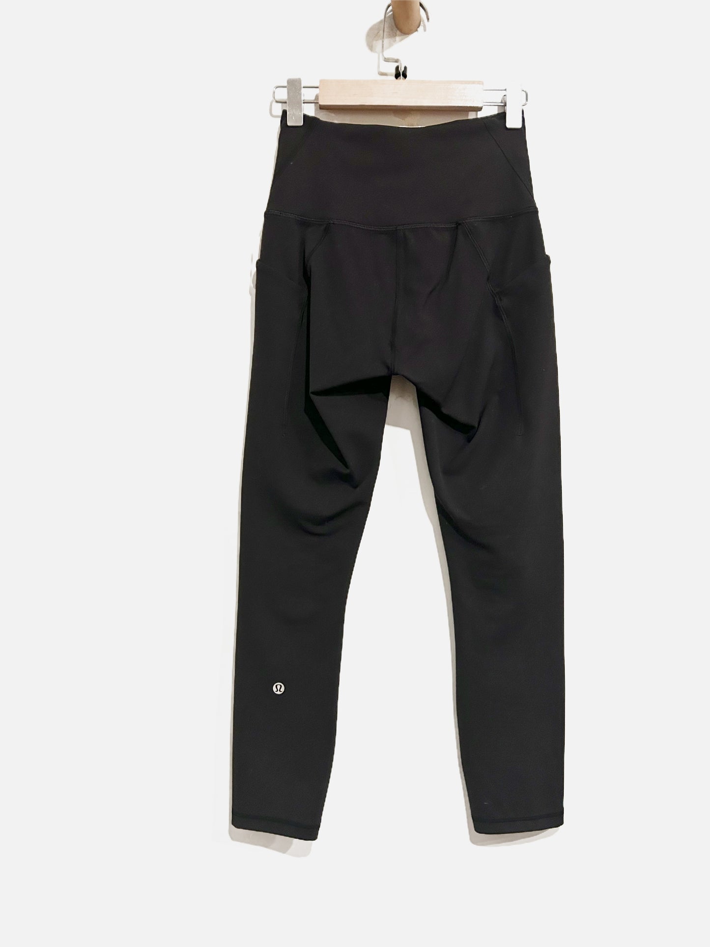 Lululemon Wunder Train High-Rise Crop with Pockets 23" in Black - 4
