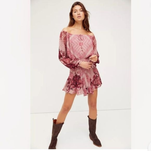 Free People NWT 7 Wonders Paisley Print Mini Dress Size Medium Ernest Grace Free People NWT 7 Wonders Paisley Print Mini Dress Size Medium Ernest Grace