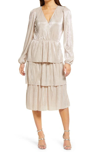 Wayf Pink Shimmer Tiered Maxi Dress - Large