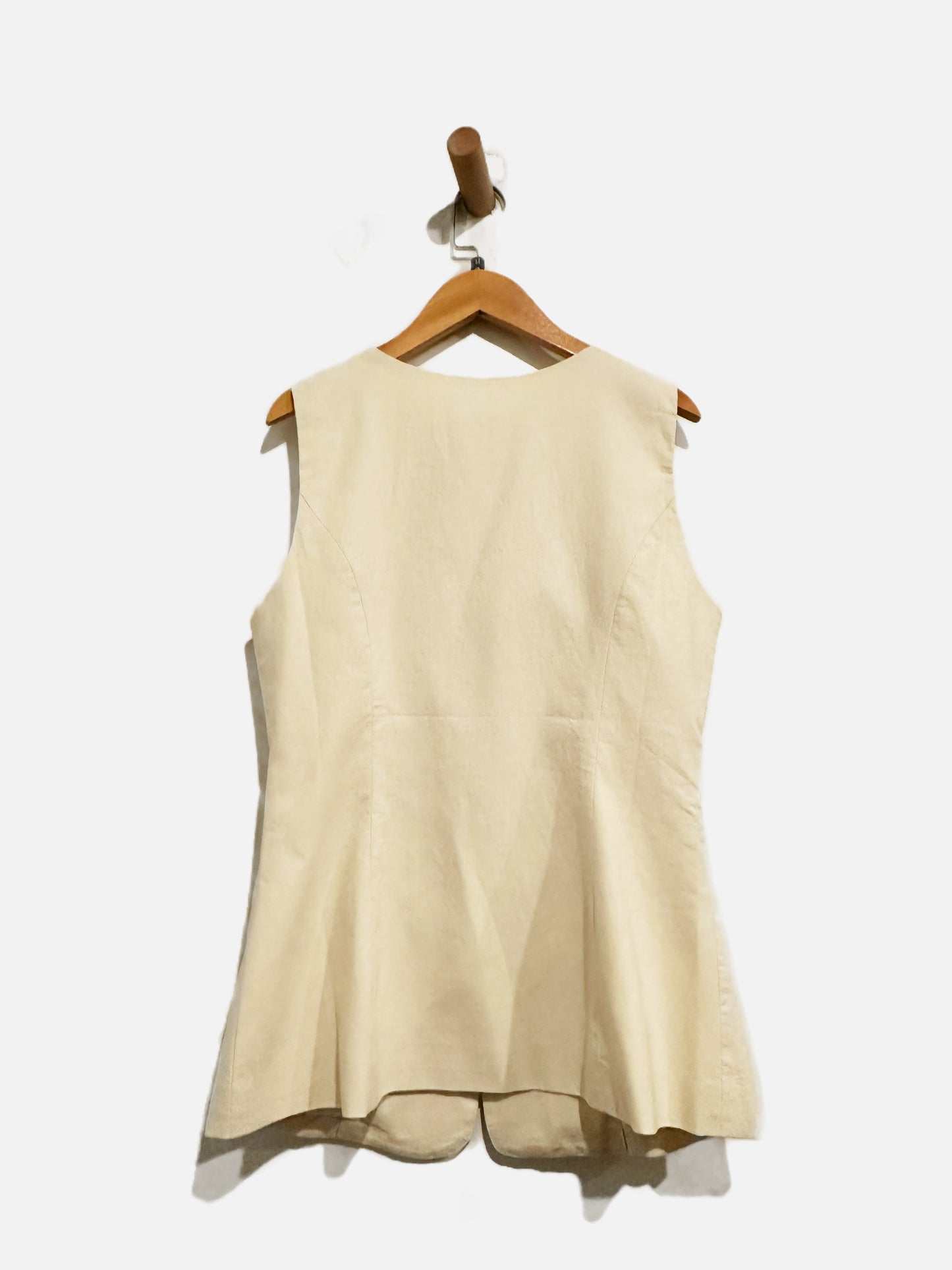 NWT Commense Cream Rosette Button Down Vest - Medium