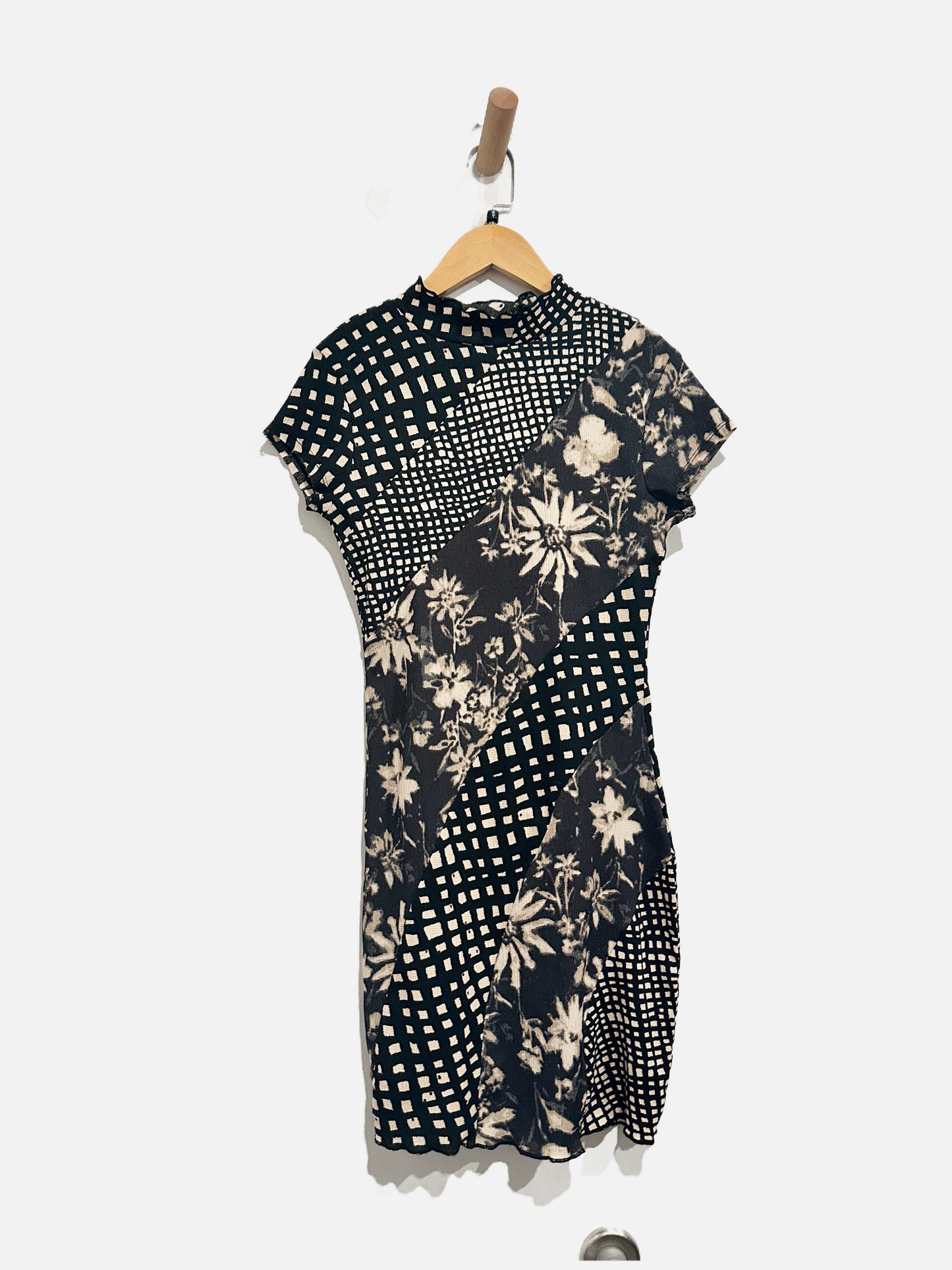 Urban Outfitters Black Floral Pieced Mini Dress - Small