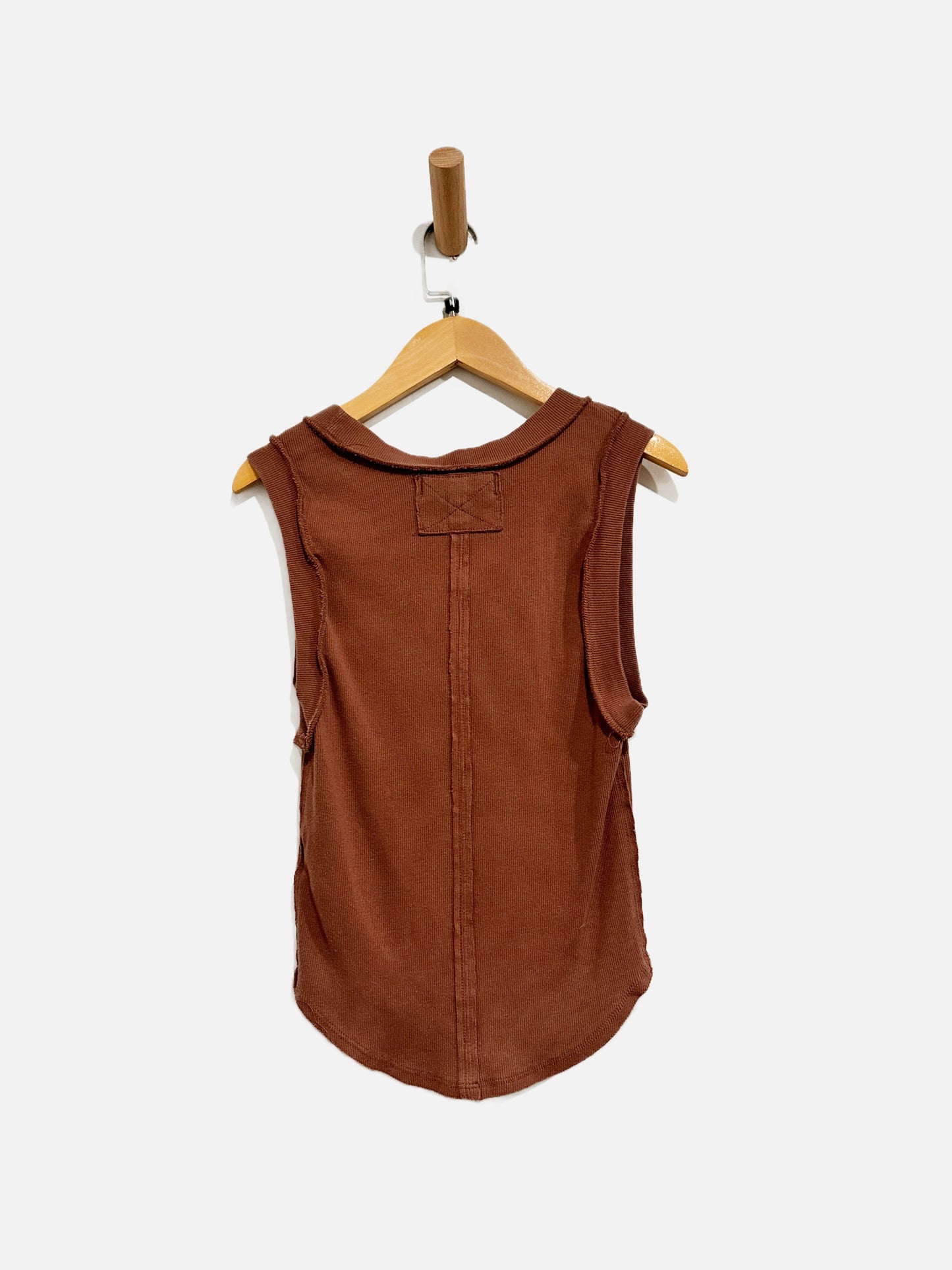 Free People Kate Tee in Brown - Medium