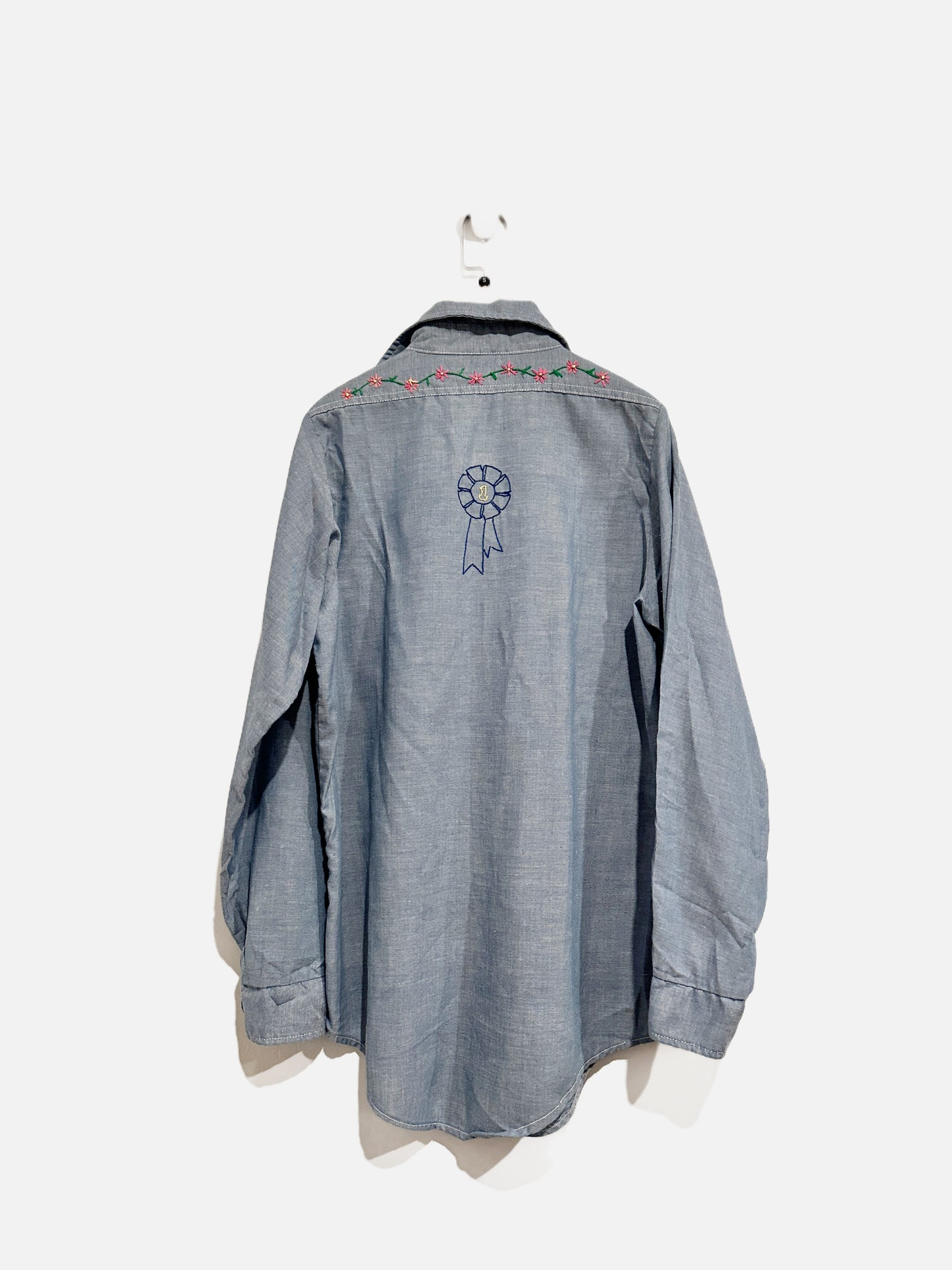 $$ Mr. Leggs Vintage Chambray Embroidered Button Down - Small