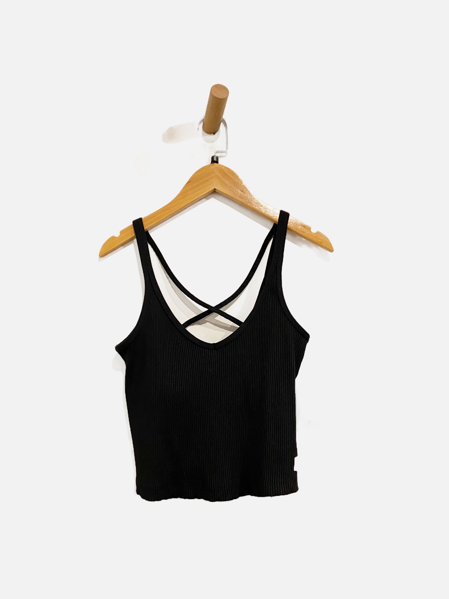 Vuori Black Ribbed Crop Tank - Small