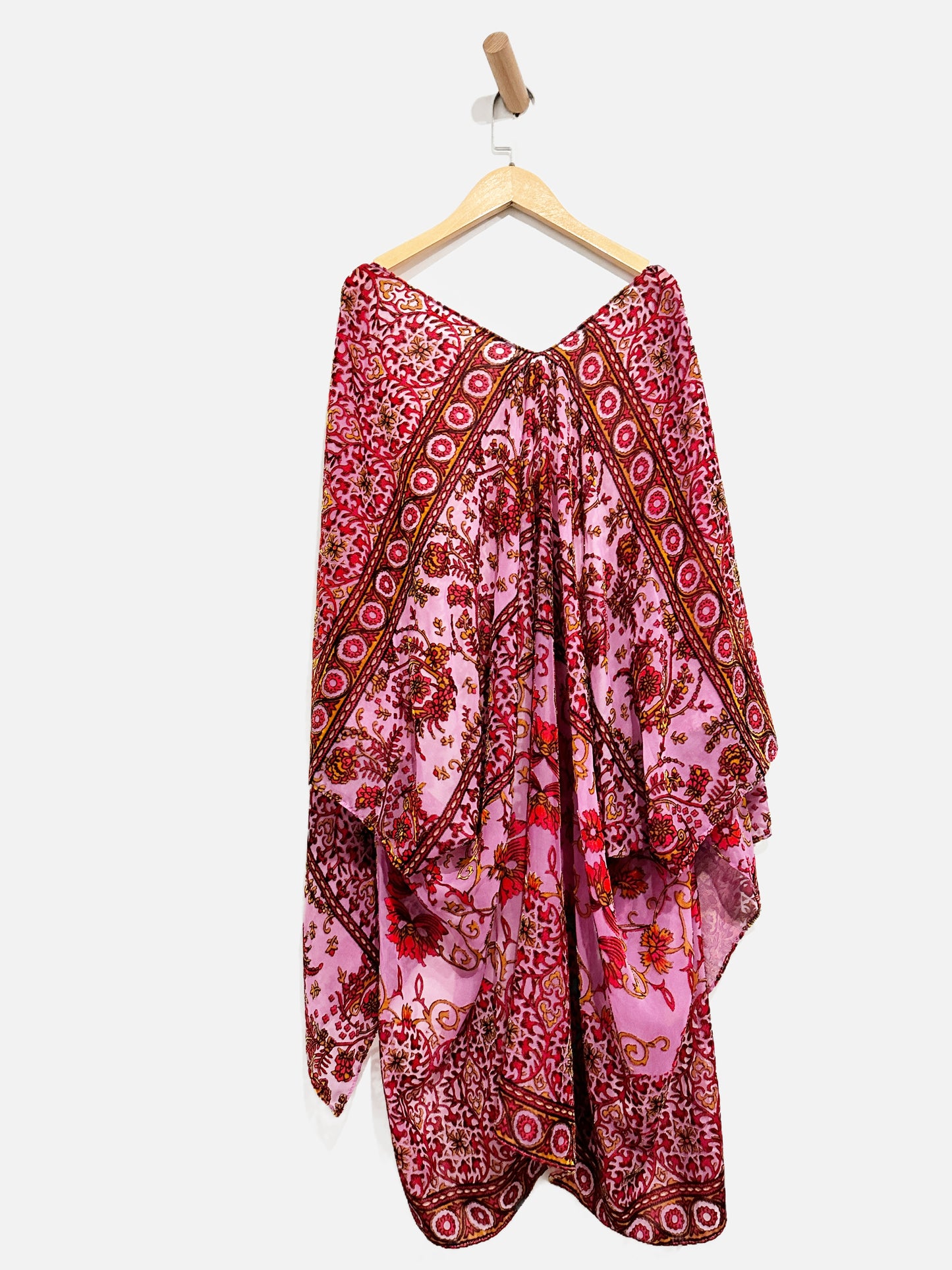 Urban Outfitters Purple/Red Velvet Kimono - 0S
