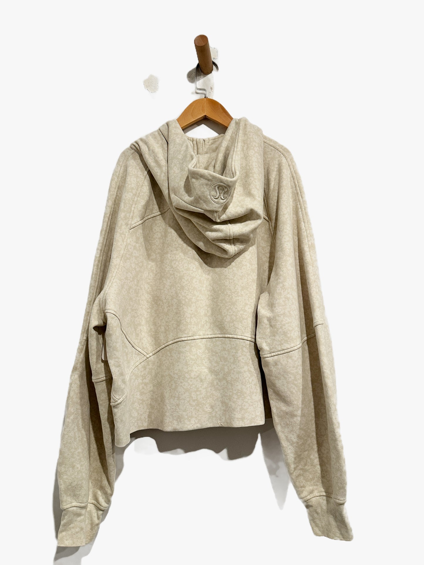Lululemon Scuba Oversized Full Zip in Daisy Vista Light Ivory - XL/XXL