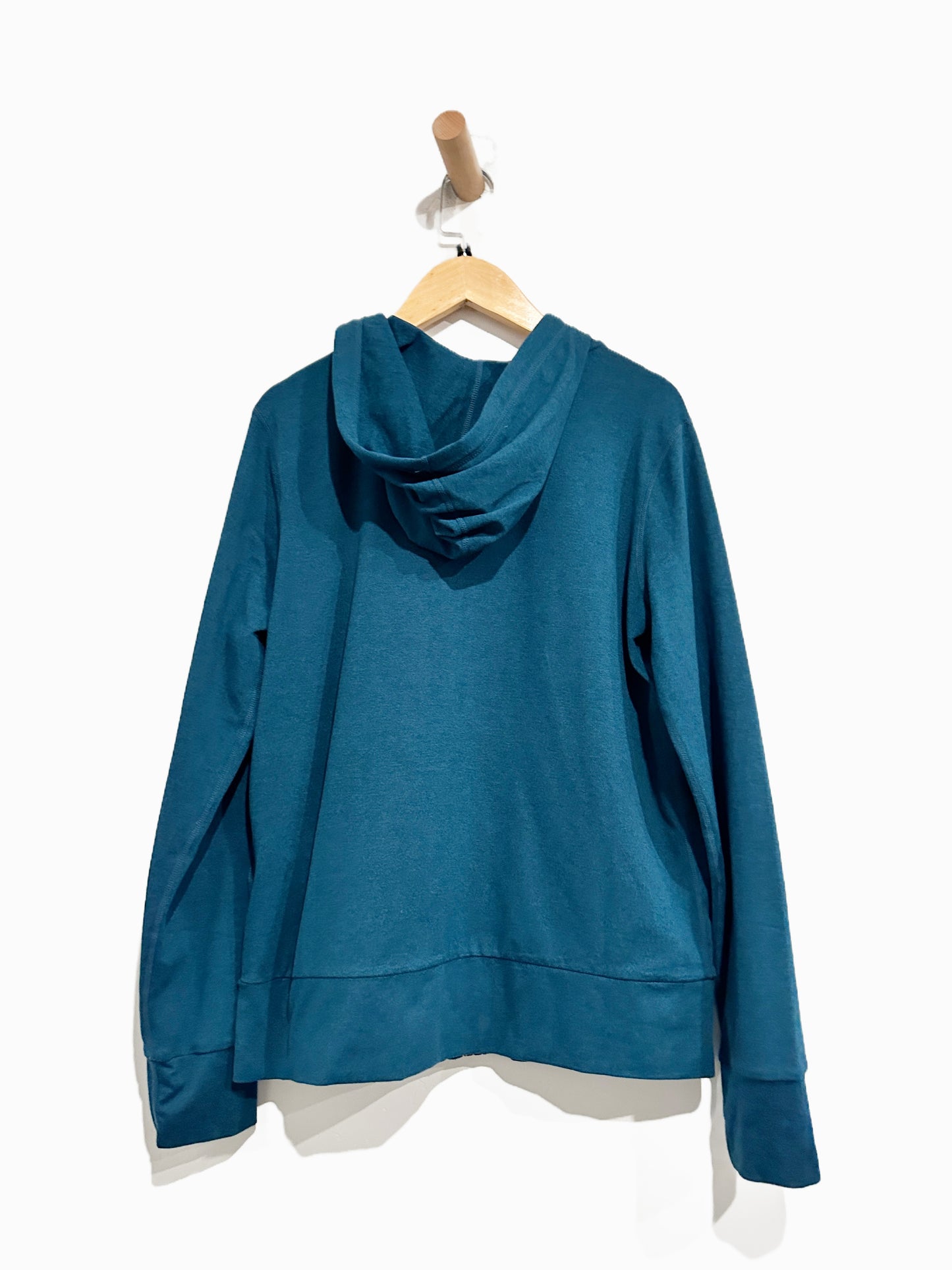 Vuori Halo Performance Hoodie 2.0 in Cosmo Heather - XS