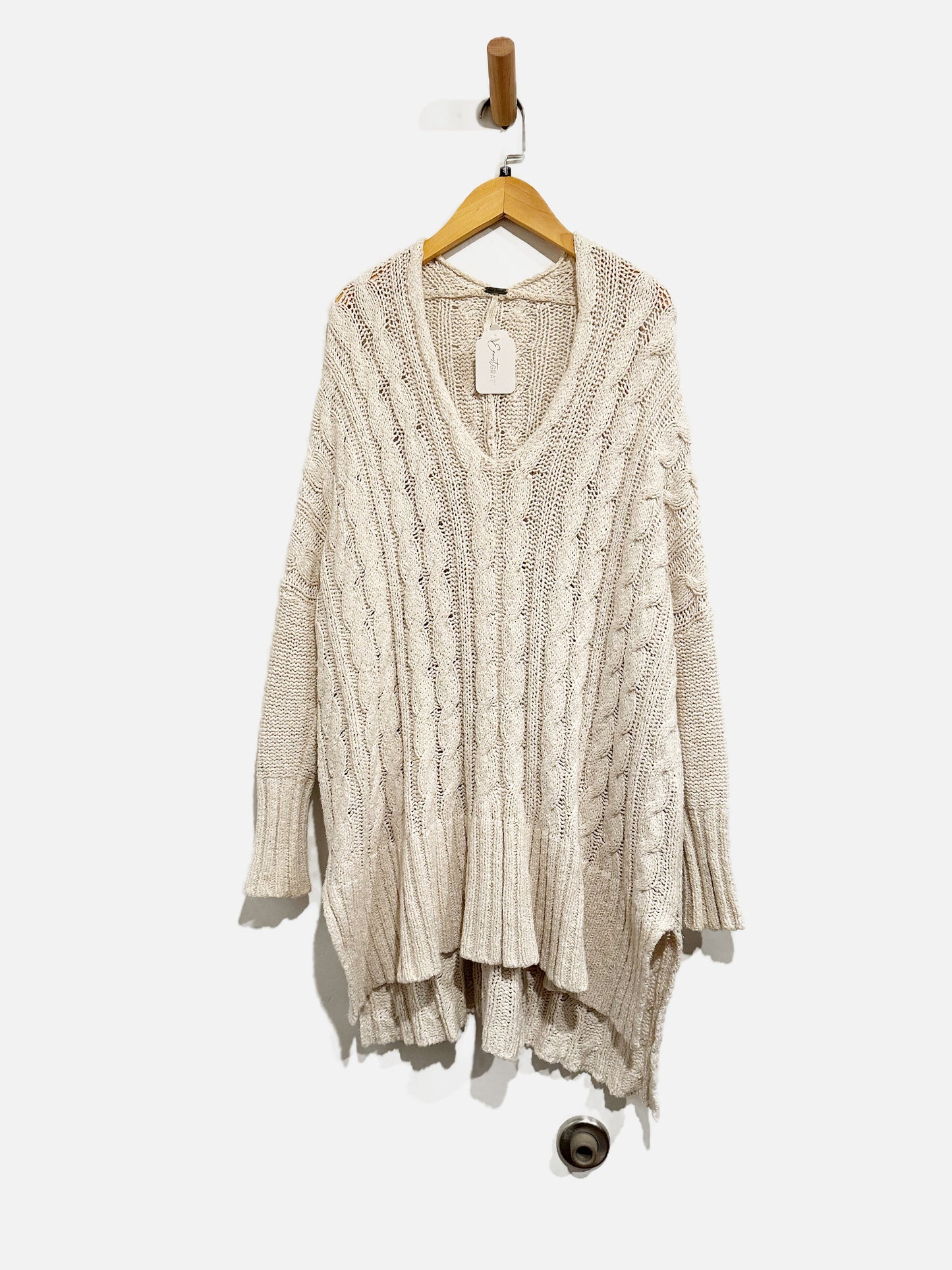 Free People Cream Easy Cableknit V-Neck Sweater - Small