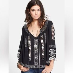 Free People Black Embroidered Blouse - Small