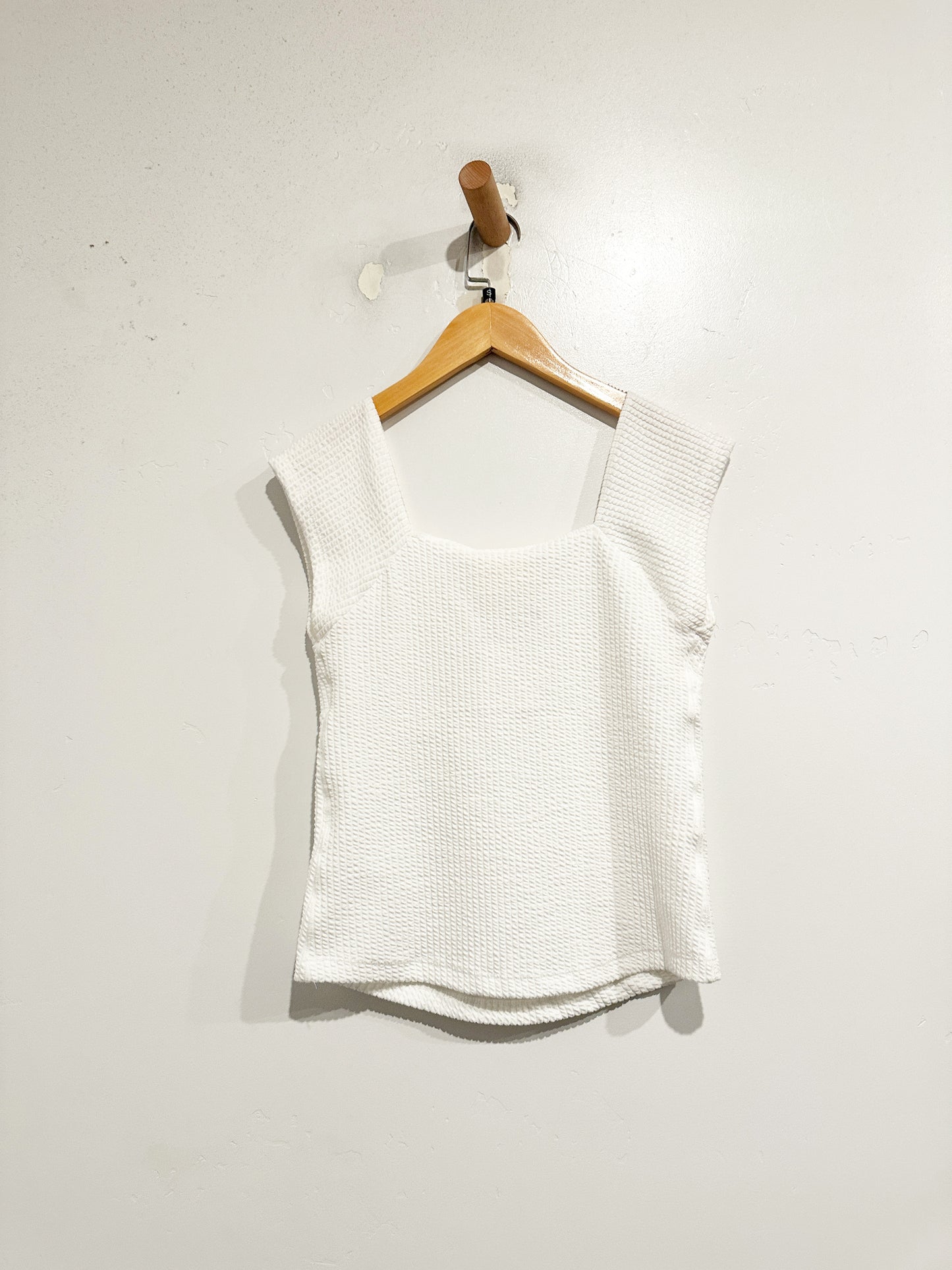 Anthropologie Maeve White Ribbed Sleeveless Top - Small