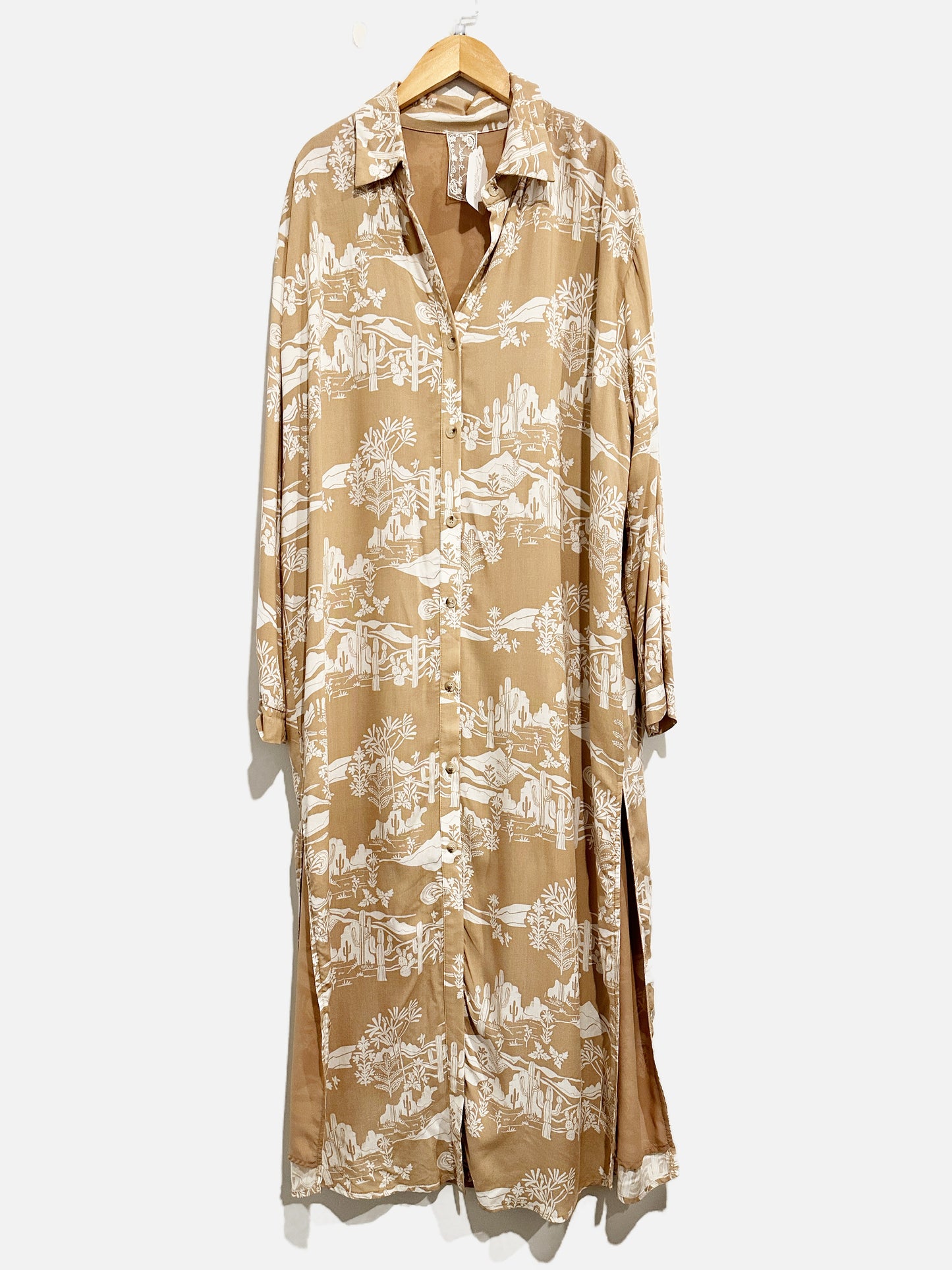 Sadie & Sage Brown Horse Print Midi Dress -Medium