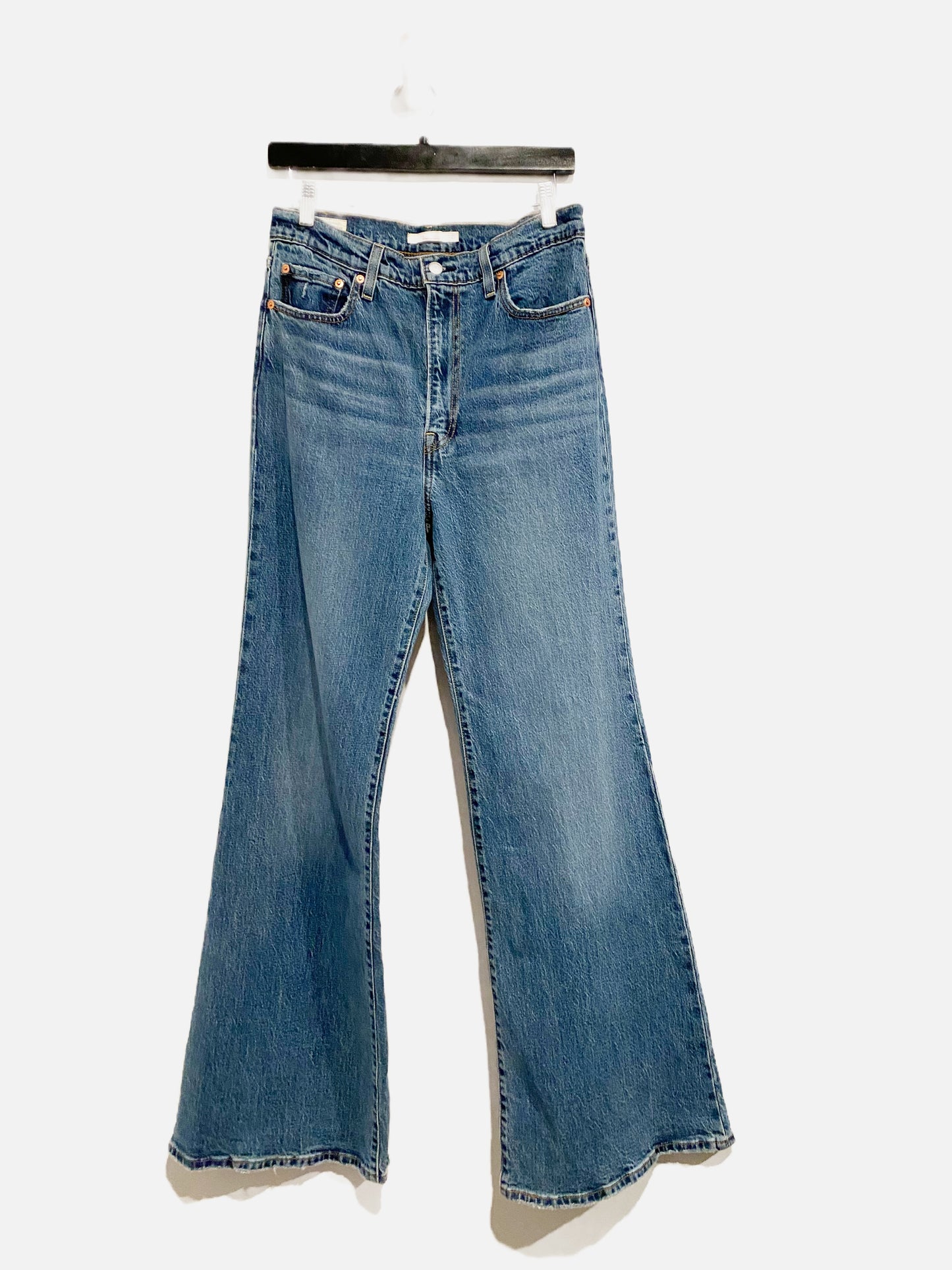 Levi's Ribcage Bell Mid Wash Jeans - 29