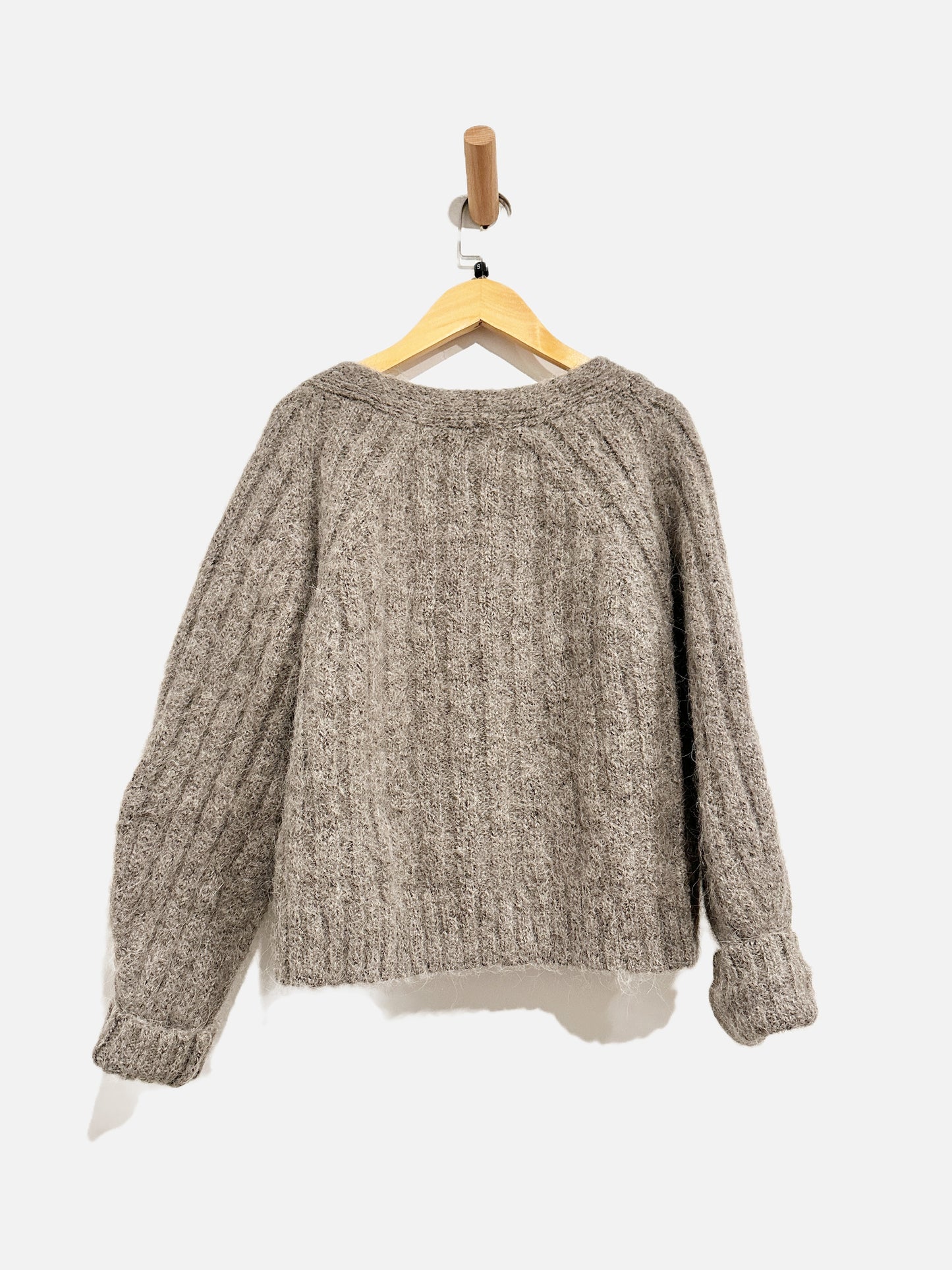 $$ H&M Taupe Crop V Neck Sweater - Small